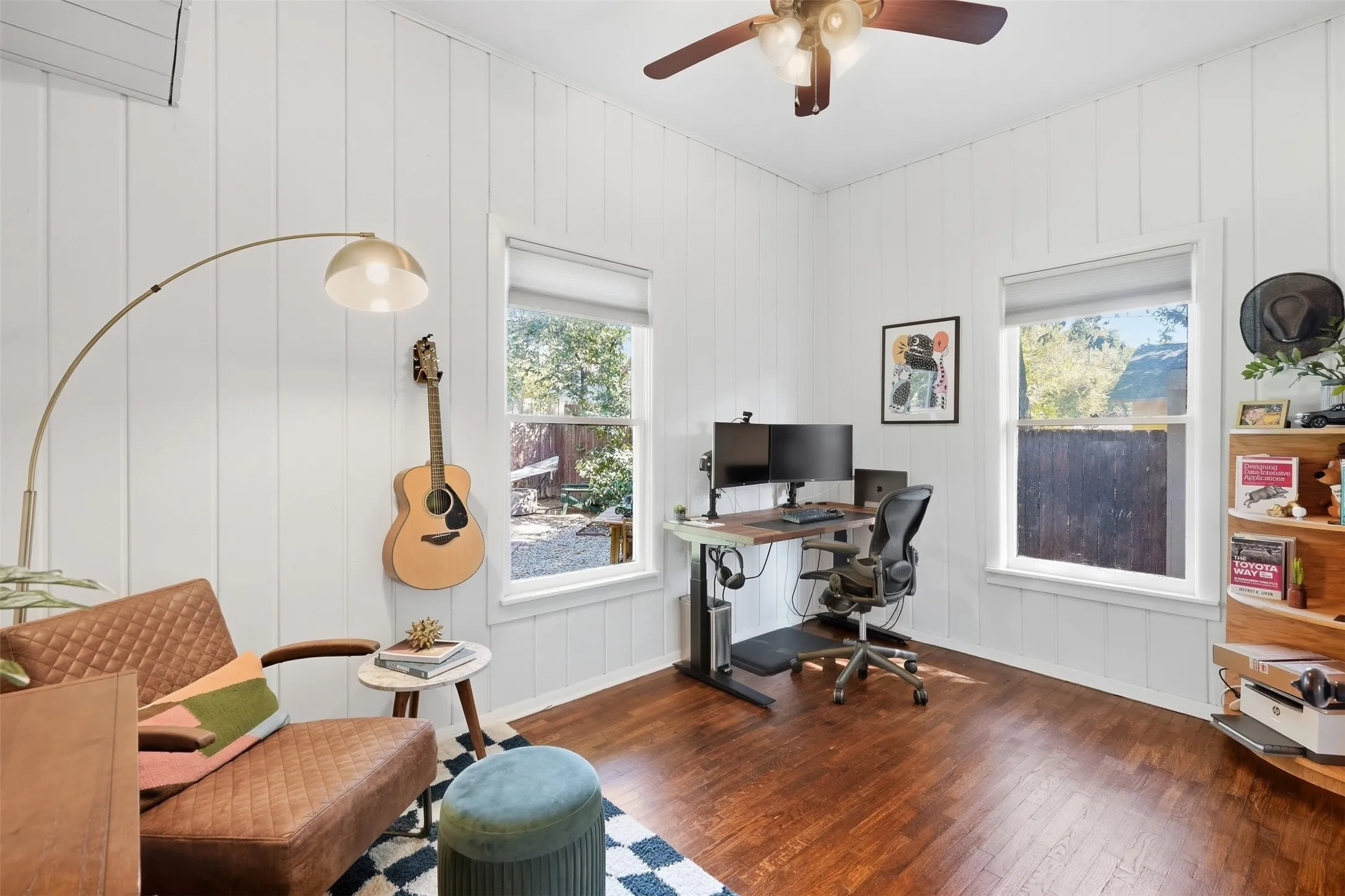 Single Family Residence For Sale in Tarrant County , 2227 College Avenue, Fort Worth, Texas 76110, 3 Bedroom, 1 Bathroom, Garage spaces, 1,397 Sqft, built in 1925, mls#21381259, Real Estate Agent in Fort Worth, Homes For Sale in Tarrant county, Homes For Sale in Fort Worth, Realtor in Fort Worth Texas, Real Estate Brokerage Independent Realty Texas, Luminita Cordes Realtor