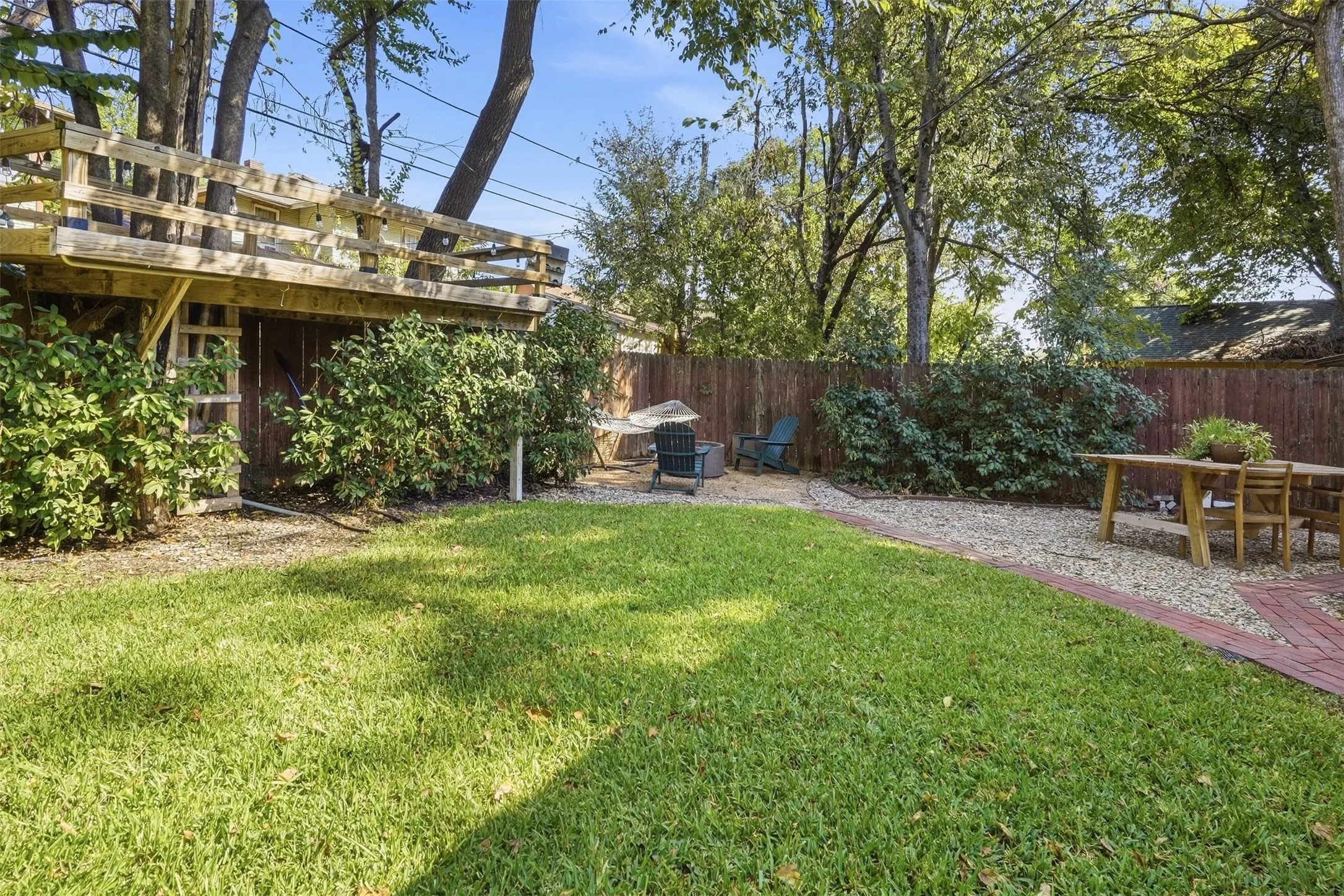 Single Family Residence For Sale in Tarrant County , 2227 College Avenue, Fort Worth, Texas 76110, 3 Bedroom, 1 Bathroom, Garage spaces, 1,397 Sqft, built in 1925, mls#21381259, Real Estate Agent in Fort Worth, Homes For Sale in Tarrant county, Homes For Sale in Fort Worth, Realtor in Fort Worth Texas, Real Estate Brokerage Independent Realty Texas, Luminita Cordes Realtor