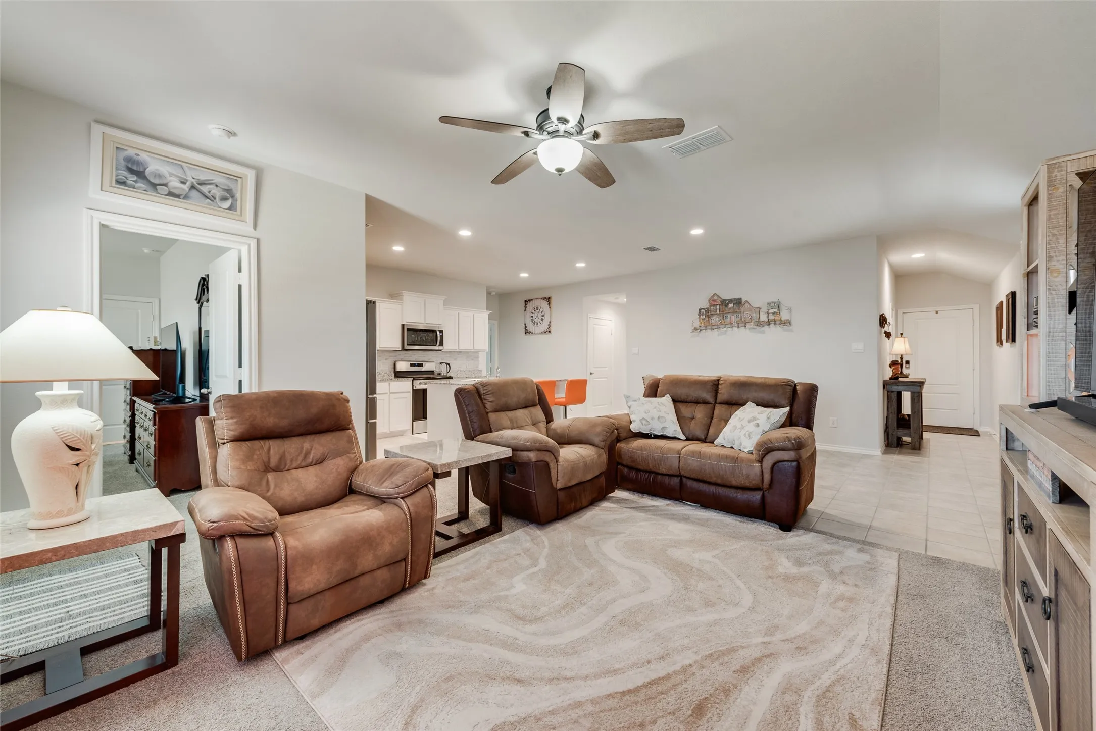 Single Family Residence For Sale in Denton County , 705 Whitecomb Lane, Justin, Texas 76247, 3 Bedroom, 2 Bathroom, 2 Garage spaces, 1,552 Sqft, built in 2023, mls#21393169, Real Estate Agent in Justin, Homes For Sale in Denton county, Homes For Sale in Justin, Realtor in Justin Texas, Real Estate Brokerage Independent Realty Texas, Luminita Cordes Realtor