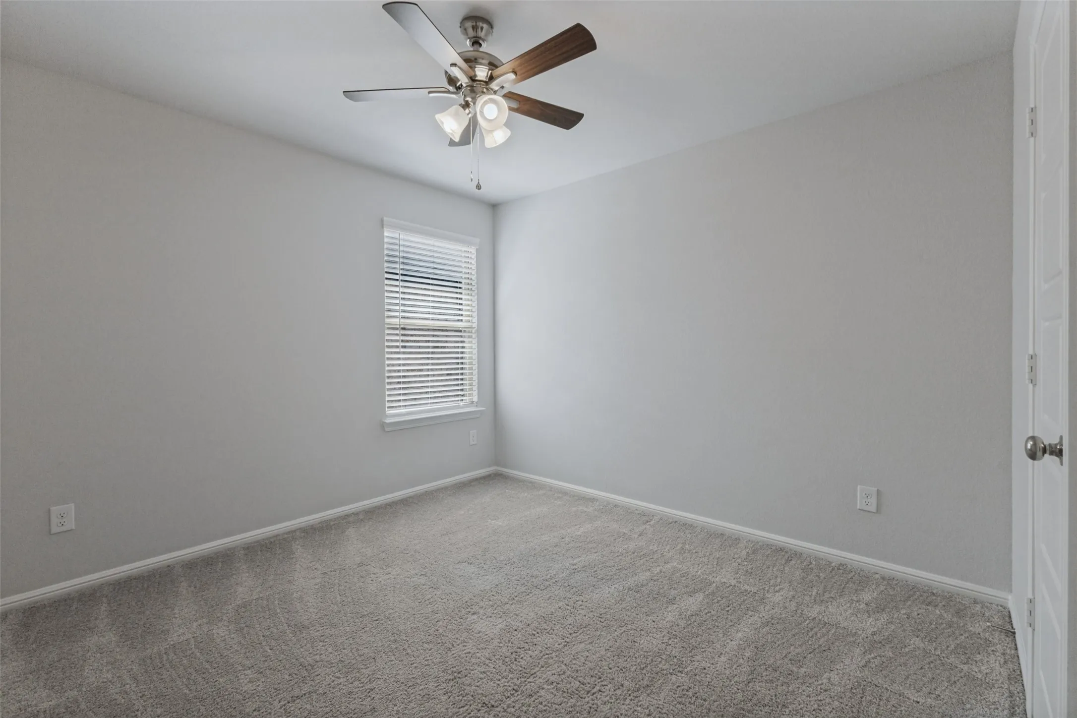 Single Family Residence For Rent in Hunt County , 5400 Agalinis Avenue, Royse City, Texas 75189, 3 Bedroom, 2 Bathroom, 2 Garage spaces, 1,586 Sqft, built in 2023, mls#21391426, Real Estate Agent in Royse City, Homes For Rent in Hunt county, Homes For Rent in Royse City, Realtor in Royse City Texas, Real Estate Brokerage Independent Realty Texas, Luminita Cordes Realtor