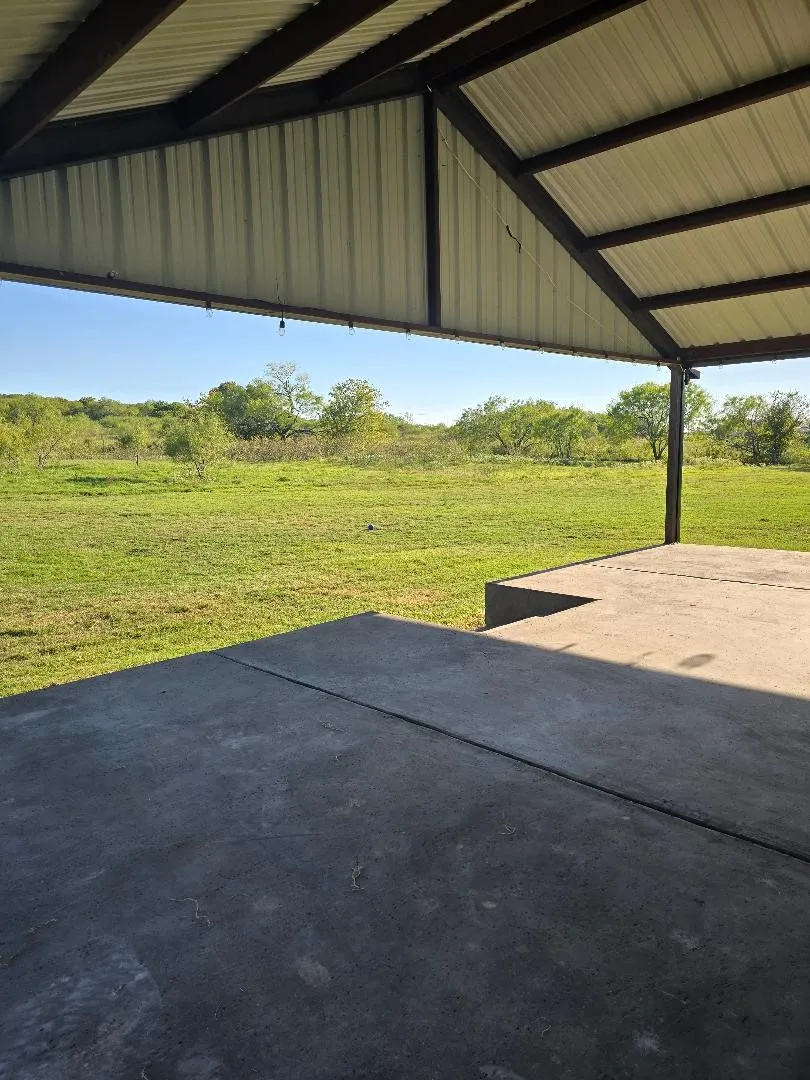 Single Family Residence For Sale in Hill County , 131 Hcr 1417, Covington, Texas 76636, 2 Bedroom, 1 Bathroom, Garage spaces, 900 Sqft, built in 2023, mls#21395137, Real Estate Agent in Covington, Homes For Sale in Hill county, Homes For Sale in Covington, Realtor in Covington Texas, Real Estate Brokerage Independent Realty Texas, Luminita Cordes Realtor