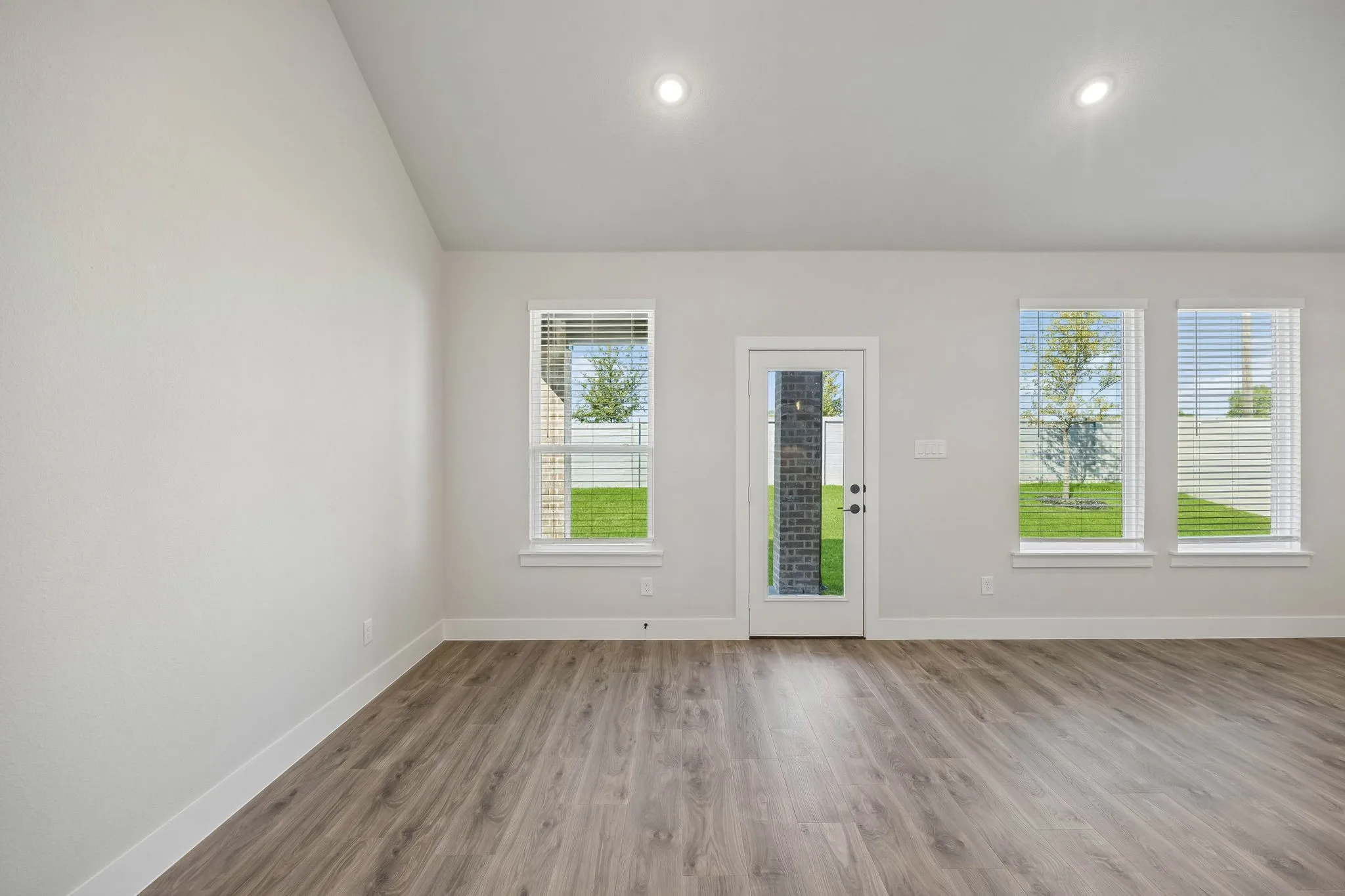 Single Family Residence For Sale in Collin County , 3105 Trowbridge Lane, Mc Kinney, Texas 75071, 5 Bedroom, 4 Bathroom, 2 Garage spaces, 2,714 Sqft, built in 2026, mls#21390797, Real Estate Agent in Mc Kinney, Homes For Sale in Collin county, Homes For Sale in Mc Kinney, Realtor in Mc Kinney Texas, Real Estate Brokerage Independent Realty Texas, Luminita Cordes Realtor