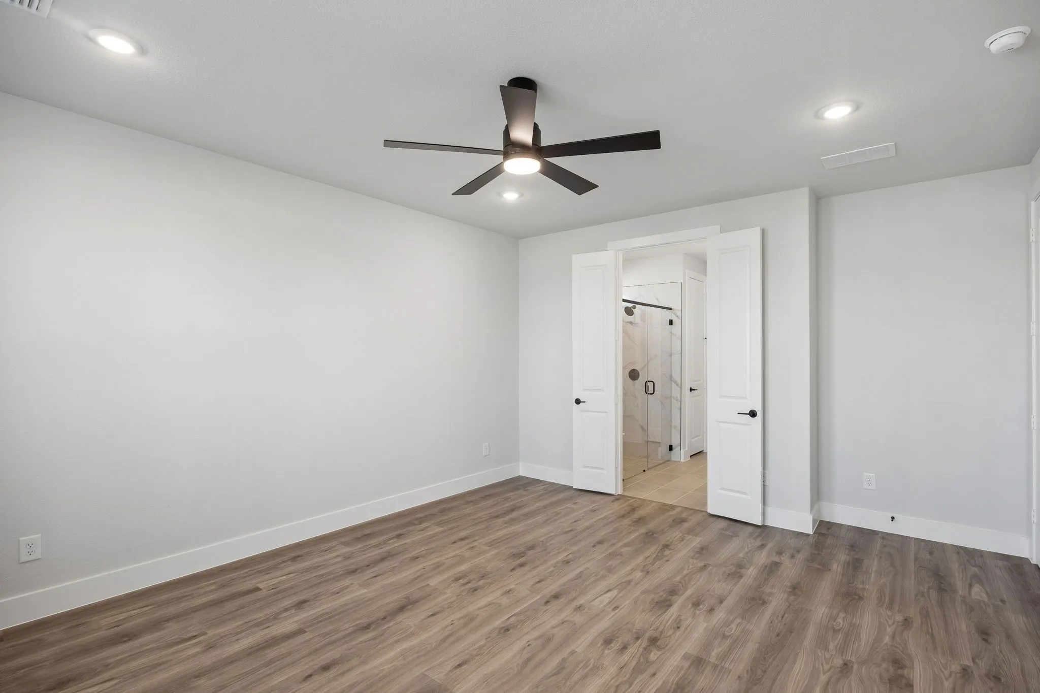 Single Family Residence For Sale in Collin County , 3105 Trowbridge Lane, Mc Kinney, Texas 75071, 5 Bedroom, 4 Bathroom, 2 Garage spaces, 2,714 Sqft, built in 2026, mls#21390797, Real Estate Agent in Mc Kinney, Homes For Sale in Collin county, Homes For Sale in Mc Kinney, Realtor in Mc Kinney Texas, Real Estate Brokerage Independent Realty Texas, Luminita Cordes Realtor