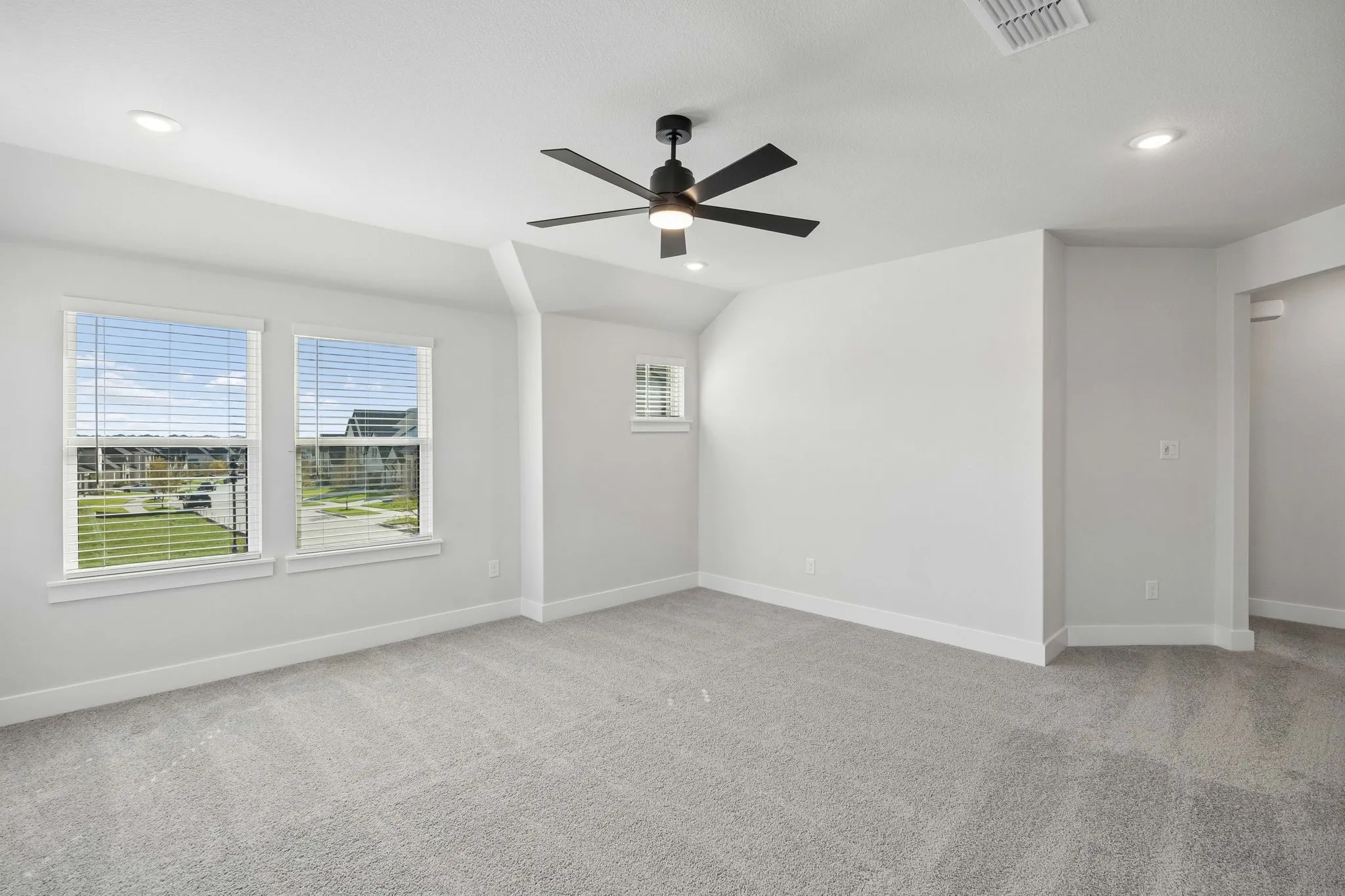 Single Family Residence For Sale in Collin County , 3105 Trowbridge Lane, Mc Kinney, Texas 75071, 5 Bedroom, 4 Bathroom, 2 Garage spaces, 2,714 Sqft, built in 2026, mls#21390797, Real Estate Agent in Mc Kinney, Homes For Sale in Collin county, Homes For Sale in Mc Kinney, Realtor in Mc Kinney Texas, Real Estate Brokerage Independent Realty Texas, Luminita Cordes Realtor