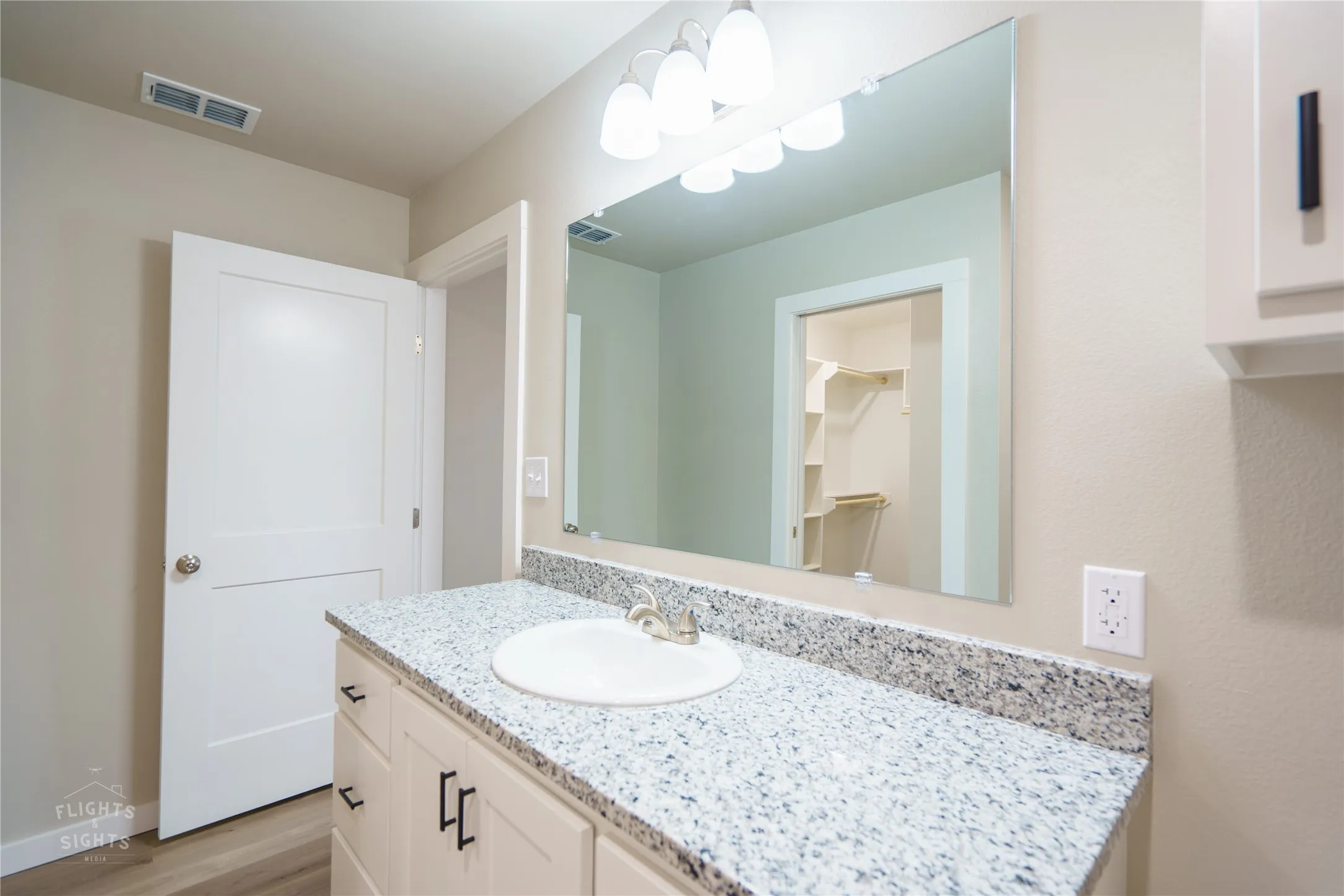 Single Family Residence For Rent in Taylor County , 328 Colorado Street, Abilene, Texas 79601, 3 Bedroom, 2 Bathroom, 2 Garage spaces, 1,145 Sqft, built in 2026, mls#21395146, Real Estate Agent in Abilene, Homes For Rent in Taylor county, Homes For Rent in Abilene, Realtor in Abilene Texas, Real Estate Brokerage Independent Realty Texas, Luminita Cordes Realtor