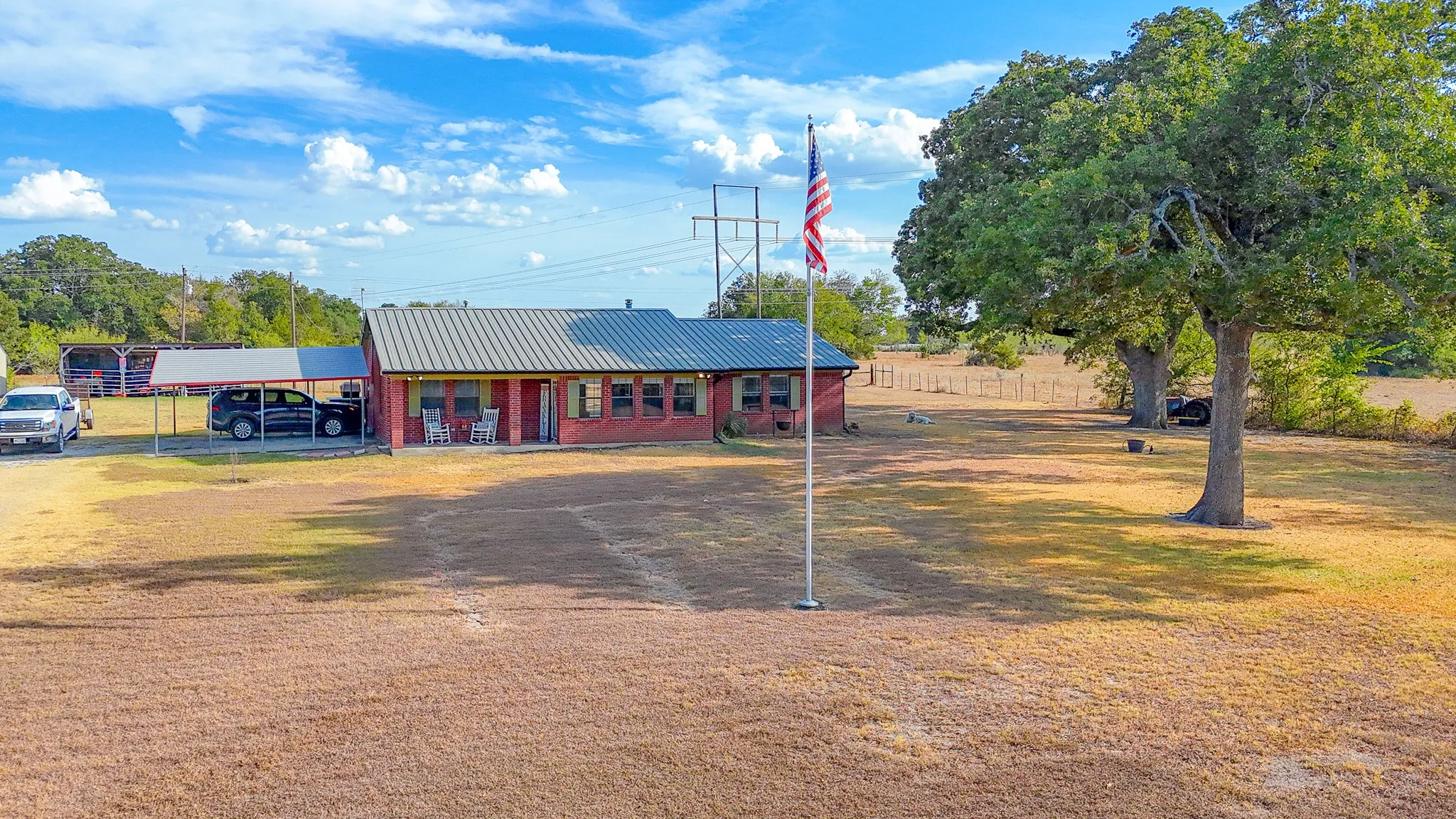 Single Family Residence For Sale in Navarro County , 14082 County Road 3140, Kerens, Texas 75144, 3 Bedroom, 2 Bathroom, 2 Garage spaces, 1,753 Sqft, built in 1999, mls#21394731, Real Estate Agent in Kerens, Homes For Sale in Navarro county, Homes For Sale in Kerens, Realtor in Kerens Texas, Real Estate Brokerage Independent Realty Texas, Luminita Cordes Realtor