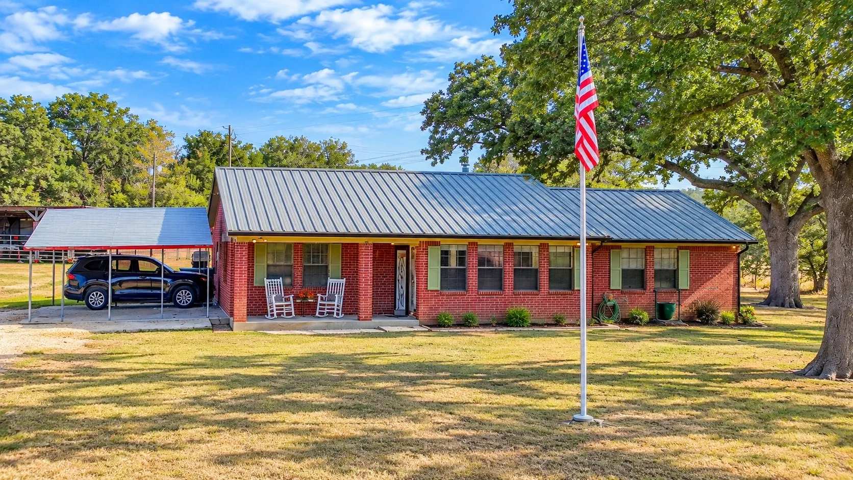 Single Family Residence For Sale in Navarro County , 14082 County Road 3140, Kerens, Texas 75144, 3 Bedroom, 2 Bathroom, 2 Garage spaces, 1,753 Sqft, built in 1999, mls#21394731, Real Estate Agent in Kerens, Homes For Sale in Navarro county, Homes For Sale in Kerens, Realtor in Kerens Texas, Real Estate Brokerage Independent Realty Texas, Luminita Cordes Realtor