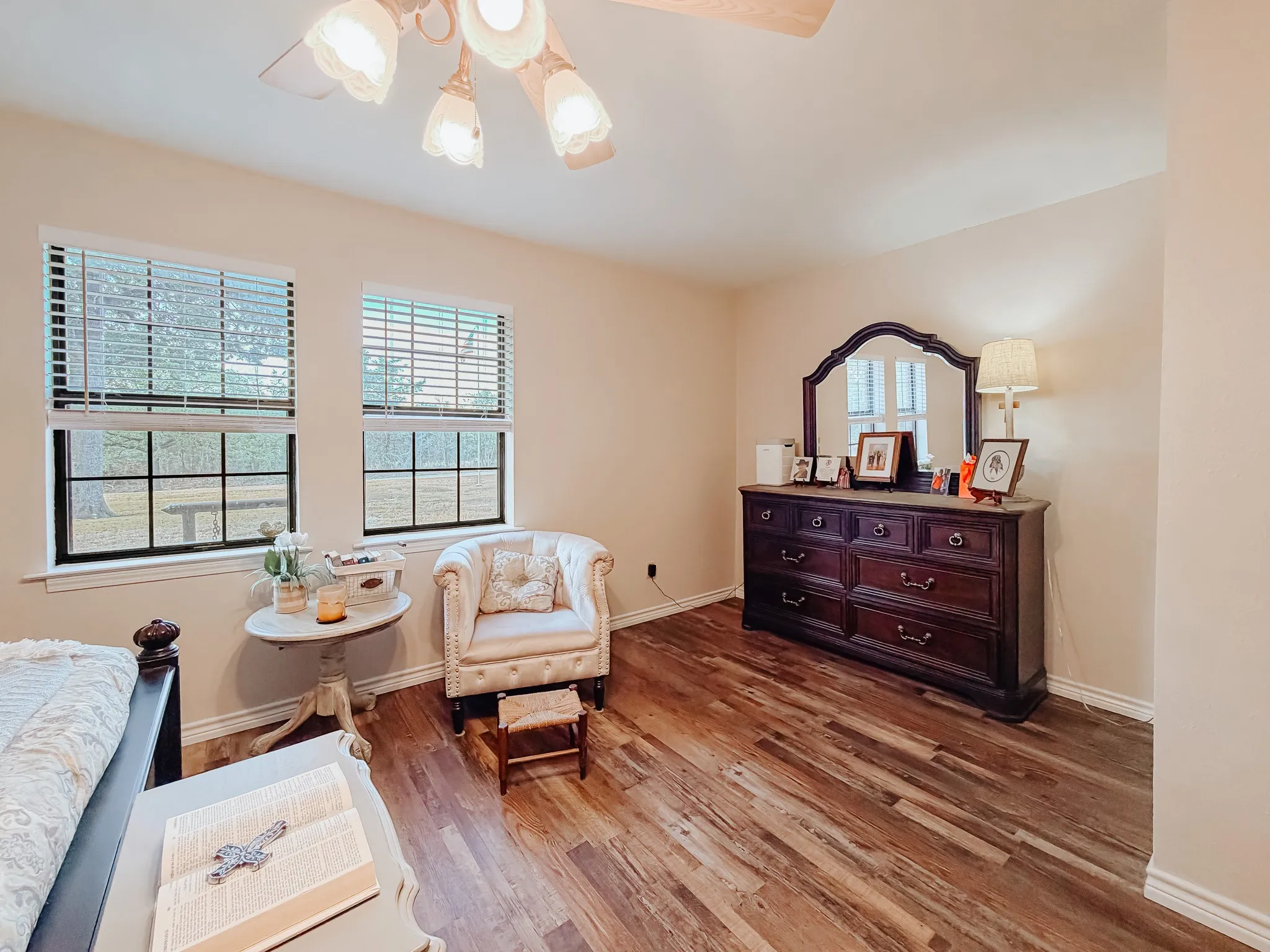 Single Family Residence For Sale in Navarro County , 14082 County Road 3140, Kerens, Texas 75144, 3 Bedroom, 2 Bathroom, 2 Garage spaces, 1,753 Sqft, built in 1999, mls#21394731, Real Estate Agent in Kerens, Homes For Sale in Navarro county, Homes For Sale in Kerens, Realtor in Kerens Texas, Real Estate Brokerage Independent Realty Texas, Luminita Cordes Realtor