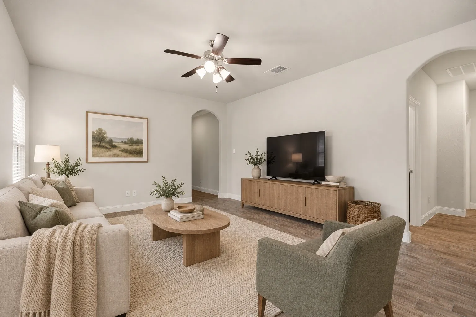 Single Family Residence For Sale in Hunt County , 620 Redwood Drive, Greenville, Texas 75402, 3 Bedroom, 2 Bathroom, 2 Garage spaces, 1,510 Sqft, built in 2019, mls#21391140, Real Estate Agent in Greenville, Homes For Sale in Hunt county, Homes For Sale in Greenville, Realtor in Greenville Texas, Real Estate Brokerage Independent Realty Texas, Luminita Cordes Realtor