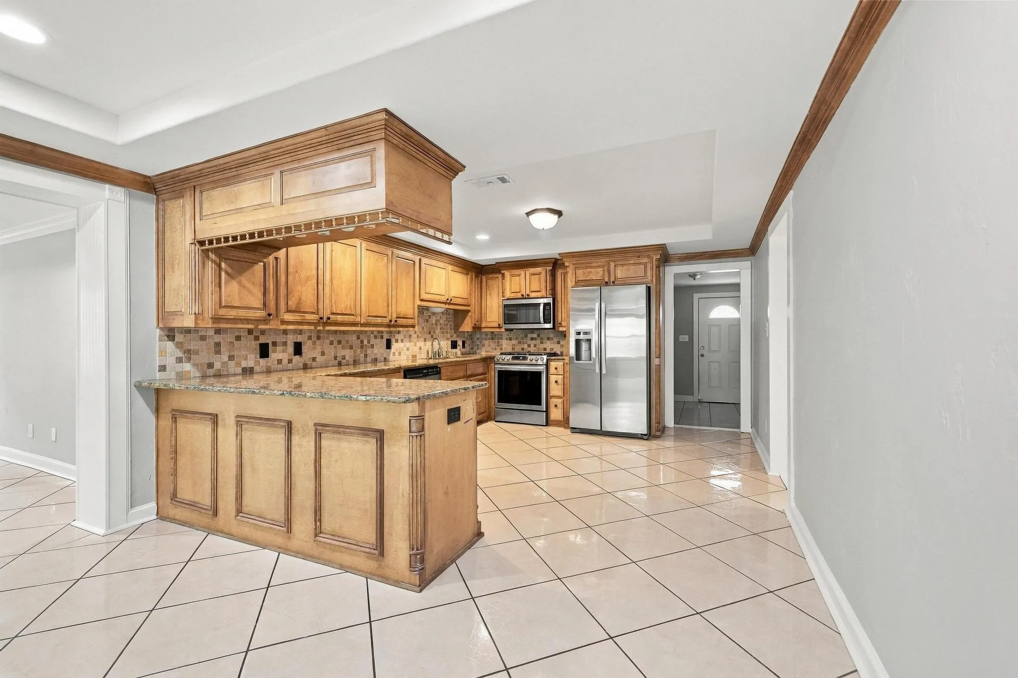 Single Family Residence For Sale in Grayson County , 424 W Sears Street, Denison, Texas 75020, 4 Bedroom, 2 Bathroom, Garage spaces, 1,852 Sqft, built in 1900, mls#21394774, Real Estate Agent in Denison, Homes For Sale in Grayson county, Homes For Sale in Denison, Realtor in Denison Texas, Real Estate Brokerage Independent Realty Texas, Luminita Cordes Realtor