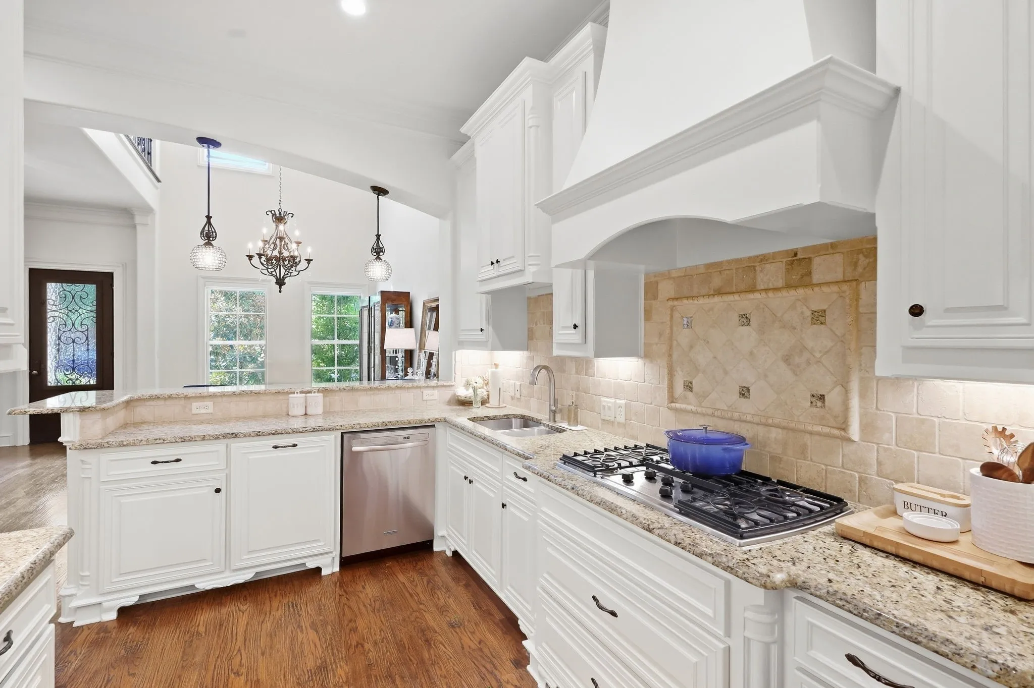 Single Family Residence For Sale in Tarrant County , 1721 Fountain Pass Drive, Colleyville, Texas 76034, 3 Bedroom, 4 Bathroom, 2 Garage spaces, 2,850 Sqft, built in 2008, mls#21389410, Real Estate Agent in Colleyville, Homes For Sale in Tarrant county, Homes For Sale in Colleyville, Realtor in Colleyville Texas, Real Estate Brokerage Independent Realty Texas, Luminita Cordes Realtor