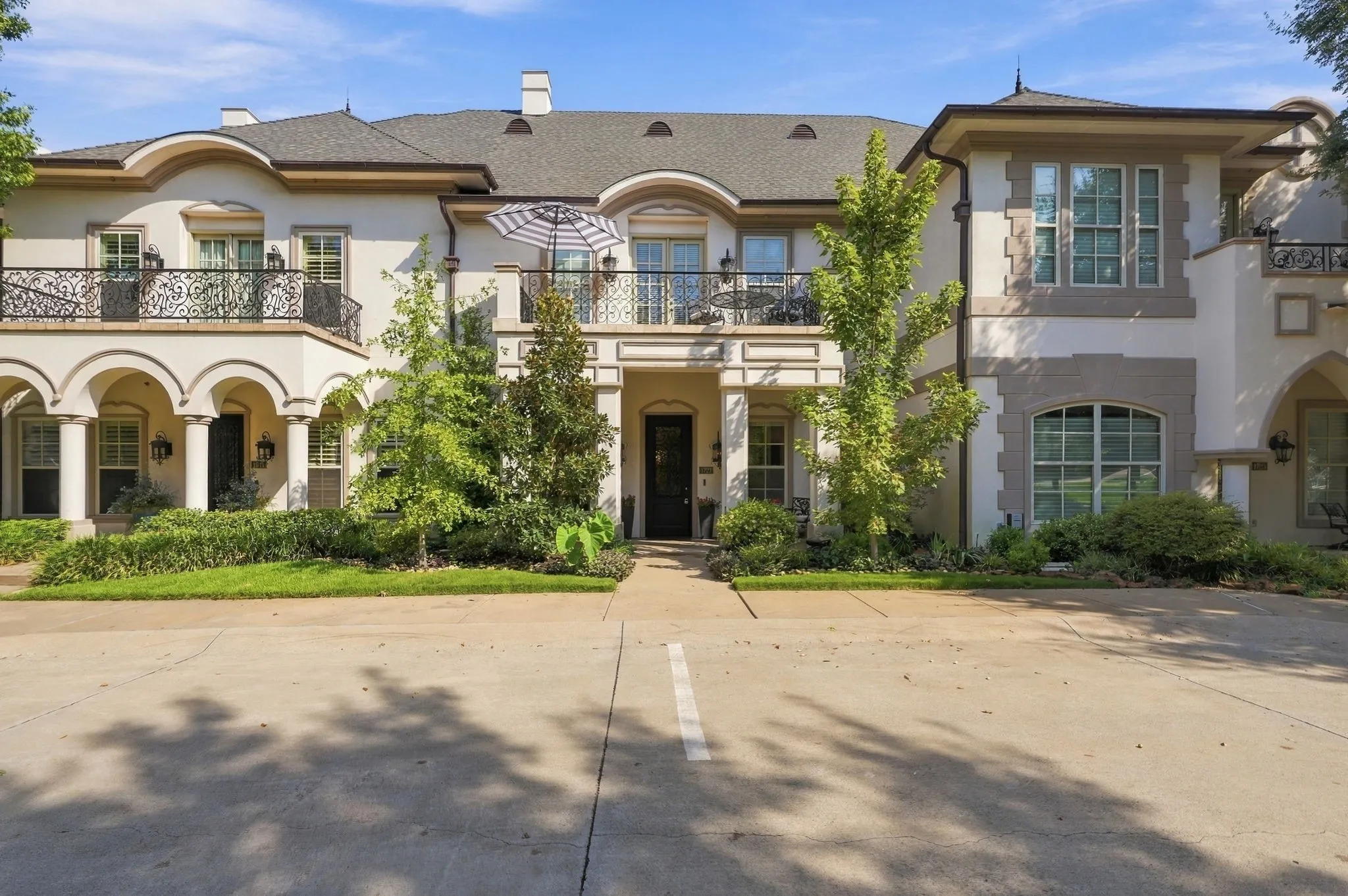 Single Family Residence For Sale