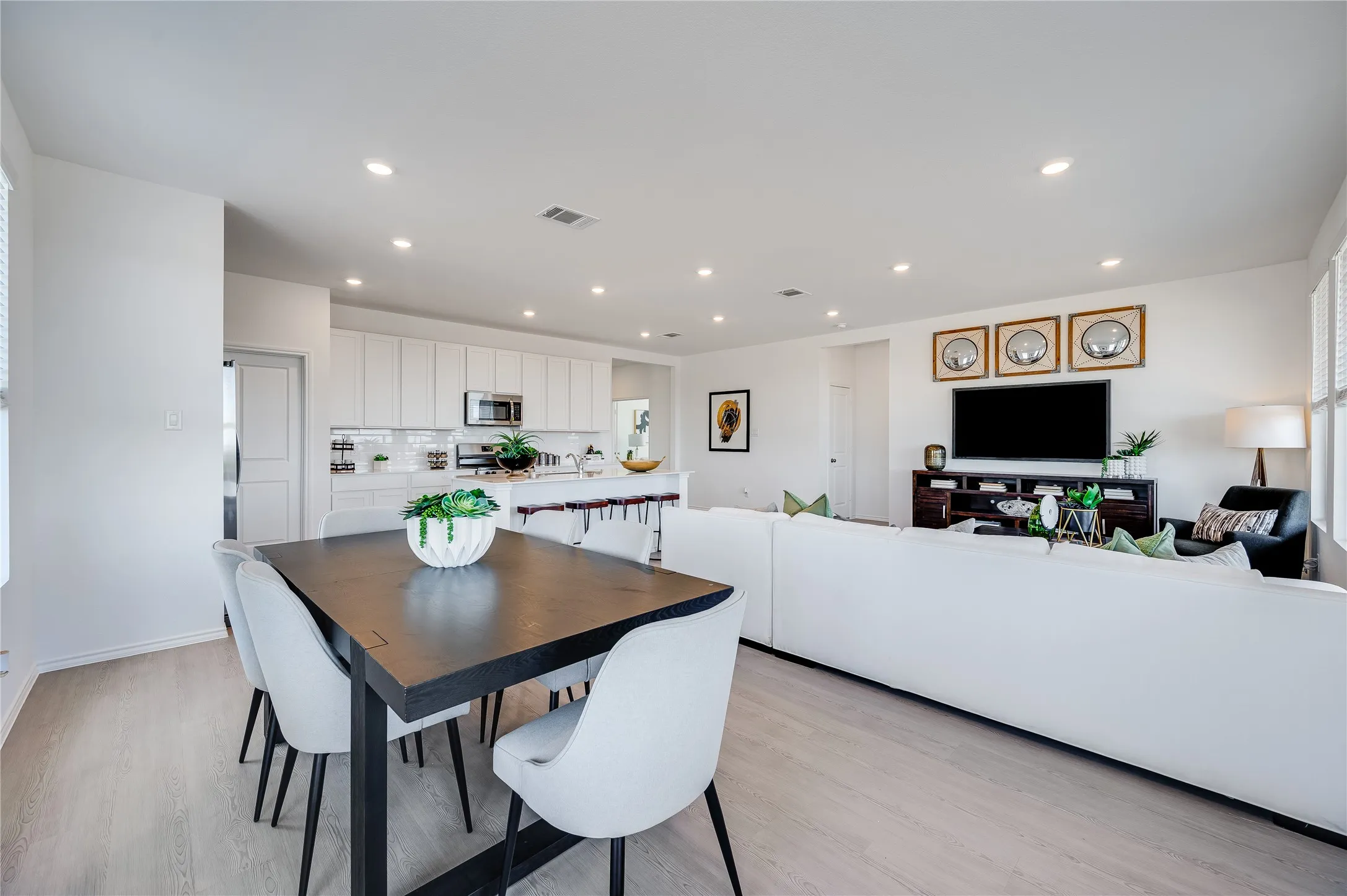 Single Family Residence For Sale in Tarrant County , 344 Sambal Drive, Fort Worth, Texas 76140, 4 Bedroom, 3 Bathroom, 2 Garage spaces, 2,210 Sqft, built in 2026, mls#21395177, Real Estate Agent in Fort Worth, Homes For Sale in Tarrant county, Homes For Sale in Fort Worth, Realtor in Fort Worth Texas, Real Estate Brokerage Independent Realty Texas, Luminita Cordes Realtor