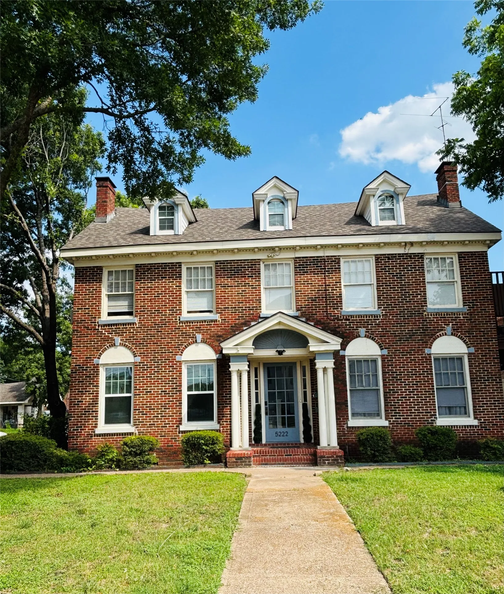 Quadruplex For Rent in Dallas County , 5222 Columbia Avenue, Dallas, Texas 75214, 2 Bedroom, 1 Bathroom, Garage spaces, 6,785 Sqft, built in 1940, mls#21394200, Real Estate Agent in Dallas, Homes For Rent in Dallas county, Homes For Rent in Dallas, Realtor in Dallas Texas, Real Estate Brokerage Independent Realty Texas, Luminita Cordes Realtor