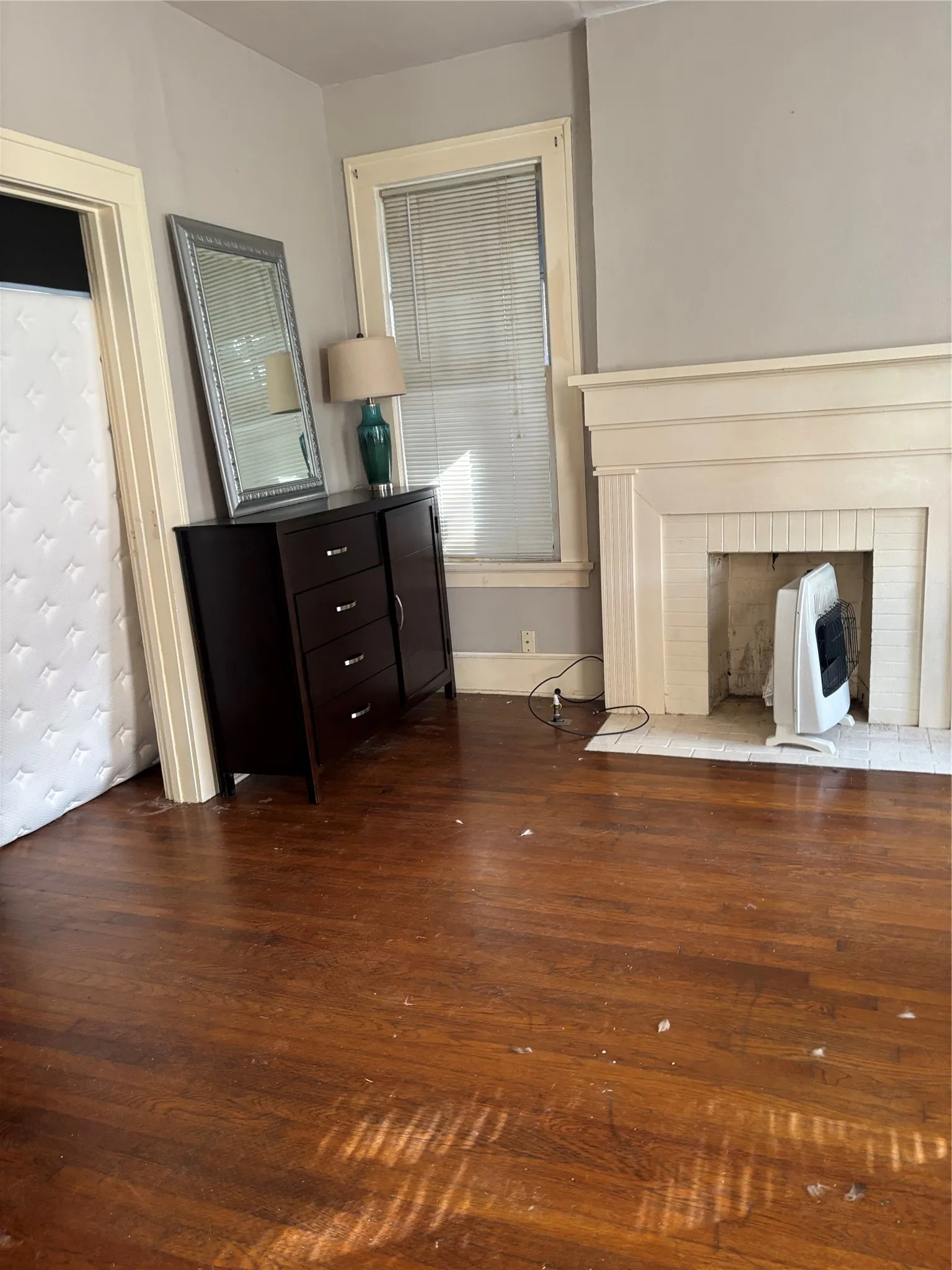 Quadruplex For Rent in Dallas County , 5222 Columbia Avenue, Dallas, Texas 75214, 2 Bedroom, 1 Bathroom, Garage spaces, 6,785 Sqft, built in 1940, mls#21394200, Real Estate Agent in Dallas, Homes For Rent in Dallas county, Homes For Rent in Dallas, Realtor in Dallas Texas, Real Estate Brokerage Independent Realty Texas, Luminita Cordes Realtor