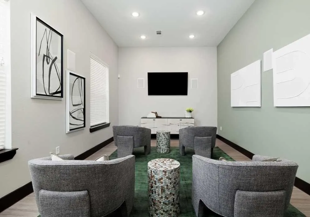 Receive up to 2 months free on select units!   + Ask about our $199 look & lease!