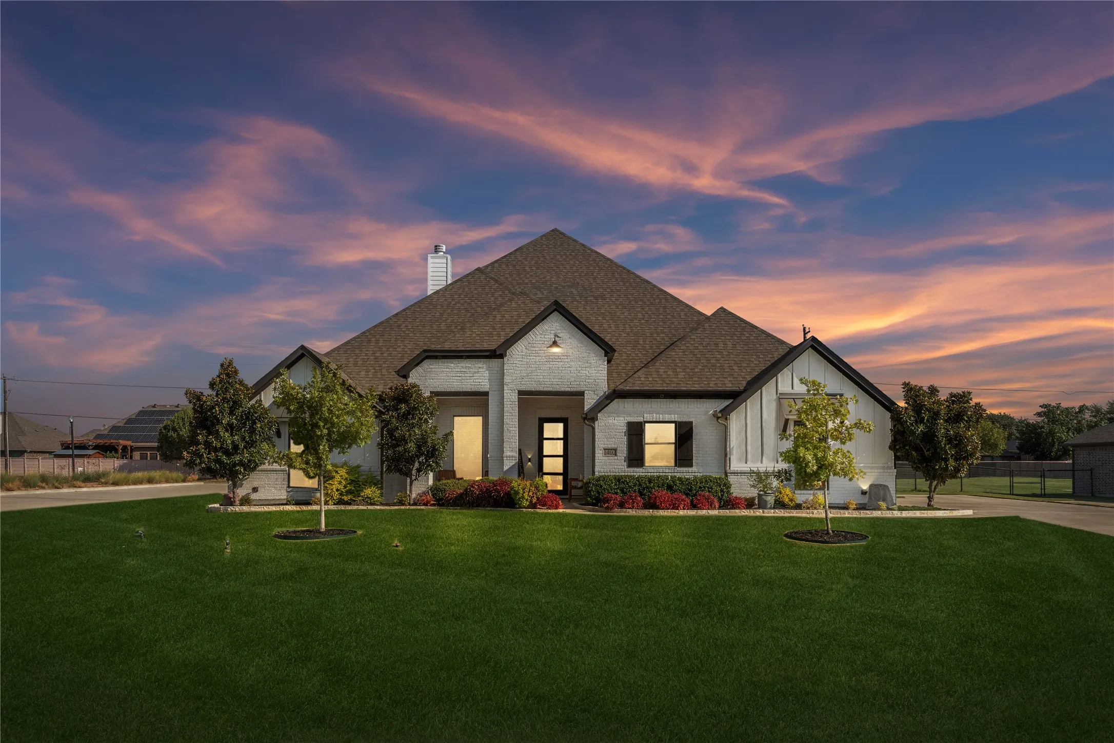 Single Family Residence For Sale in Denton County , 1402 Oliver Creek Lane, Justin, Texas 76247, 4 Bedroom, 3 Bathroom, 3 Garage spaces, 3,116 Sqft, built in 2020, mls#21393545, Real Estate Agent in Justin, Homes For Sale in Denton county, Homes For Sale in Justin, Realtor in Justin Texas, Real Estate Brokerage Independent Realty Texas, Luminita Cordes Realtor