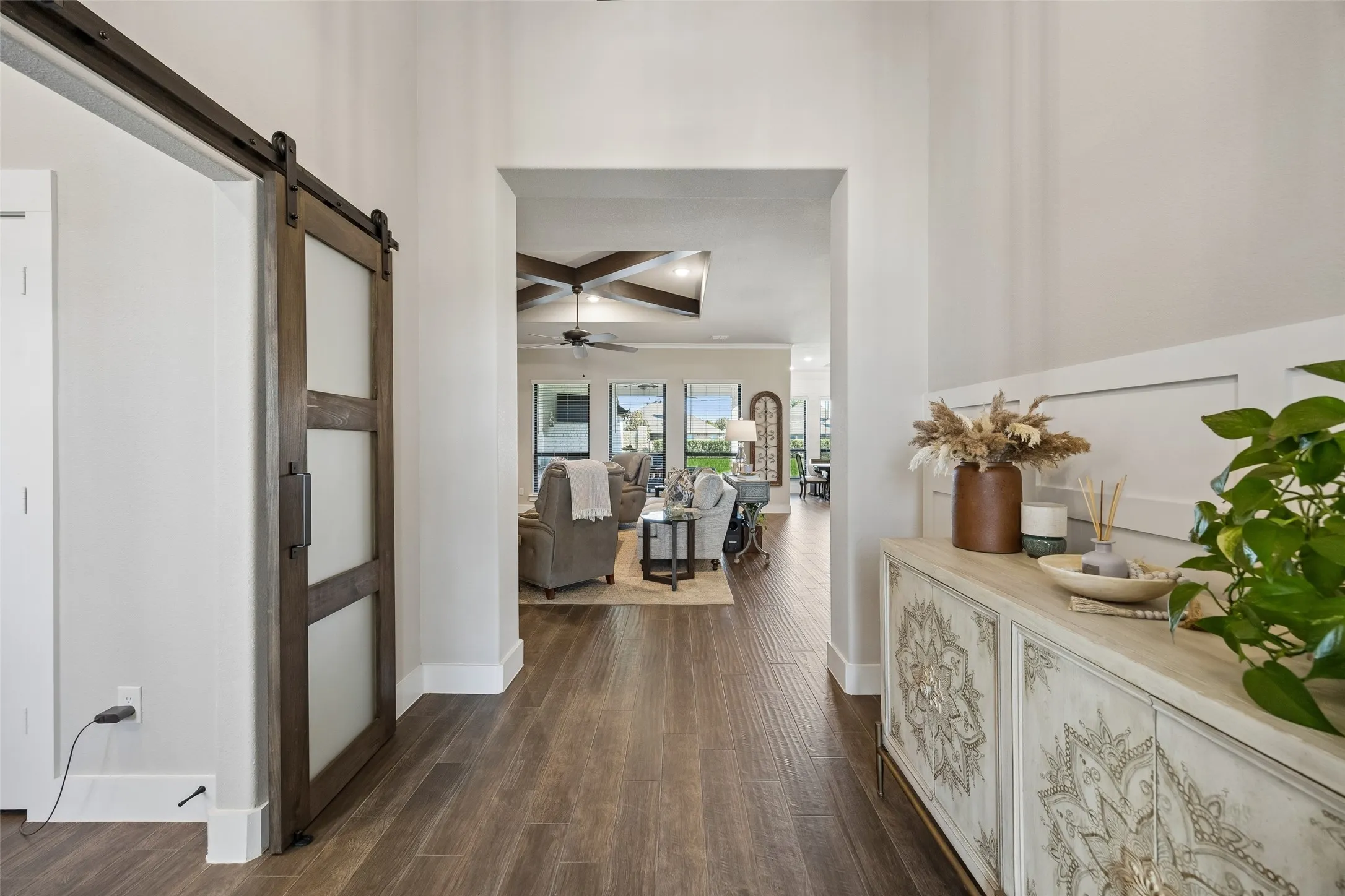 Single Family Residence For Sale in Denton County , 1402 Oliver Creek Lane, Justin, Texas 76247, 4 Bedroom, 3 Bathroom, 3 Garage spaces, 3,116 Sqft, built in 2020, mls#21393545, Real Estate Agent in Justin, Homes For Sale in Denton county, Homes For Sale in Justin, Realtor in Justin Texas, Real Estate Brokerage Independent Realty Texas, Luminita Cordes Realtor