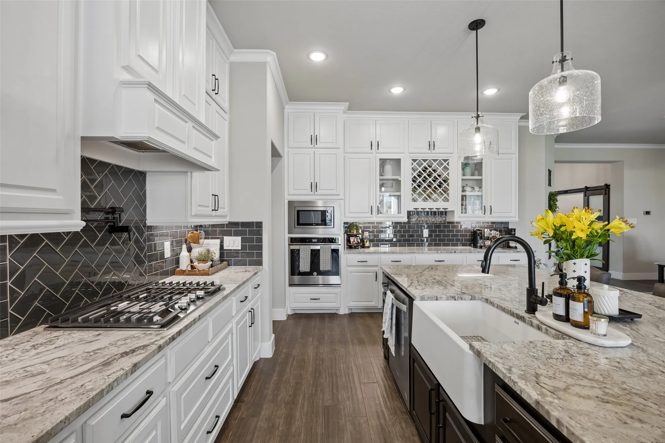 Single Family Residence For Sale in Denton County , 1402 Oliver Creek Lane, Justin, Texas 76247, 4 Bedroom, 3 Bathroom, 3 Garage spaces, 3,116 Sqft, built in 2020, mls#21393545, Real Estate Agent in Justin, Homes For Sale in Denton county, Homes For Sale in Justin, Realtor in Justin Texas, Real Estate Brokerage Independent Realty Texas, Luminita Cordes Realtor