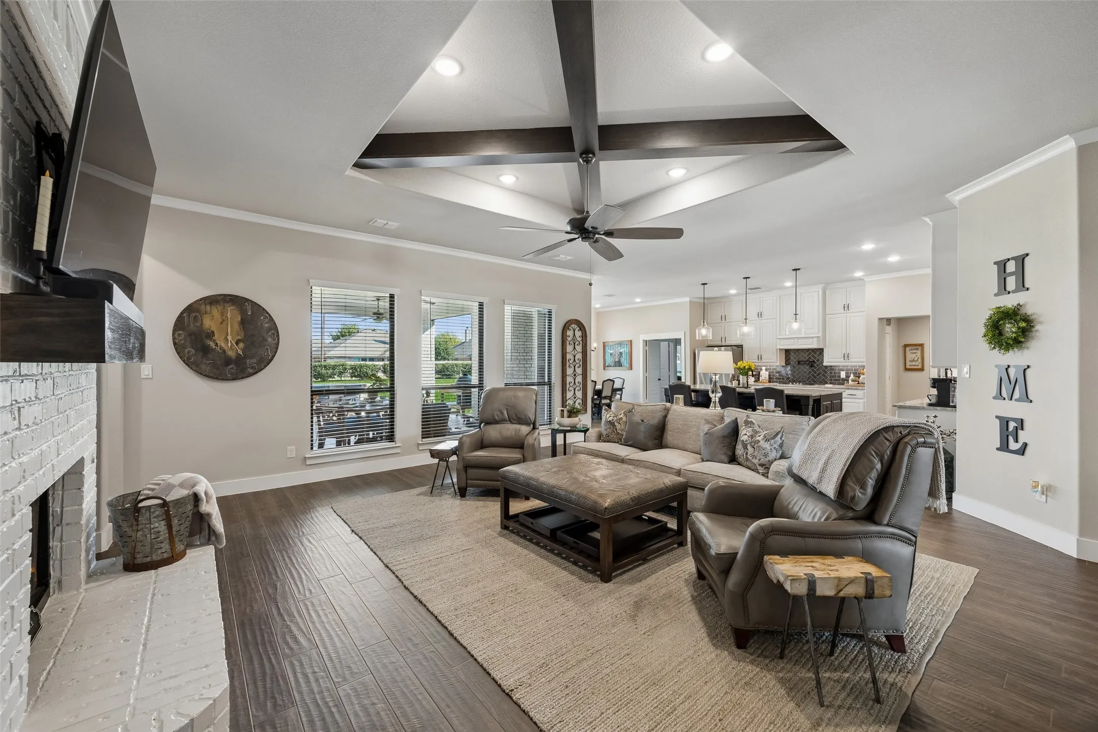 Single Family Residence For Sale in Denton County , 1402 Oliver Creek Lane, Justin, Texas 76247, 4 Bedroom, 3 Bathroom, 3 Garage spaces, 3,116 Sqft, built in 2020, mls#21393545, Real Estate Agent in Justin, Homes For Sale in Denton county, Homes For Sale in Justin, Realtor in Justin Texas, Real Estate Brokerage Independent Realty Texas, Luminita Cordes Realtor