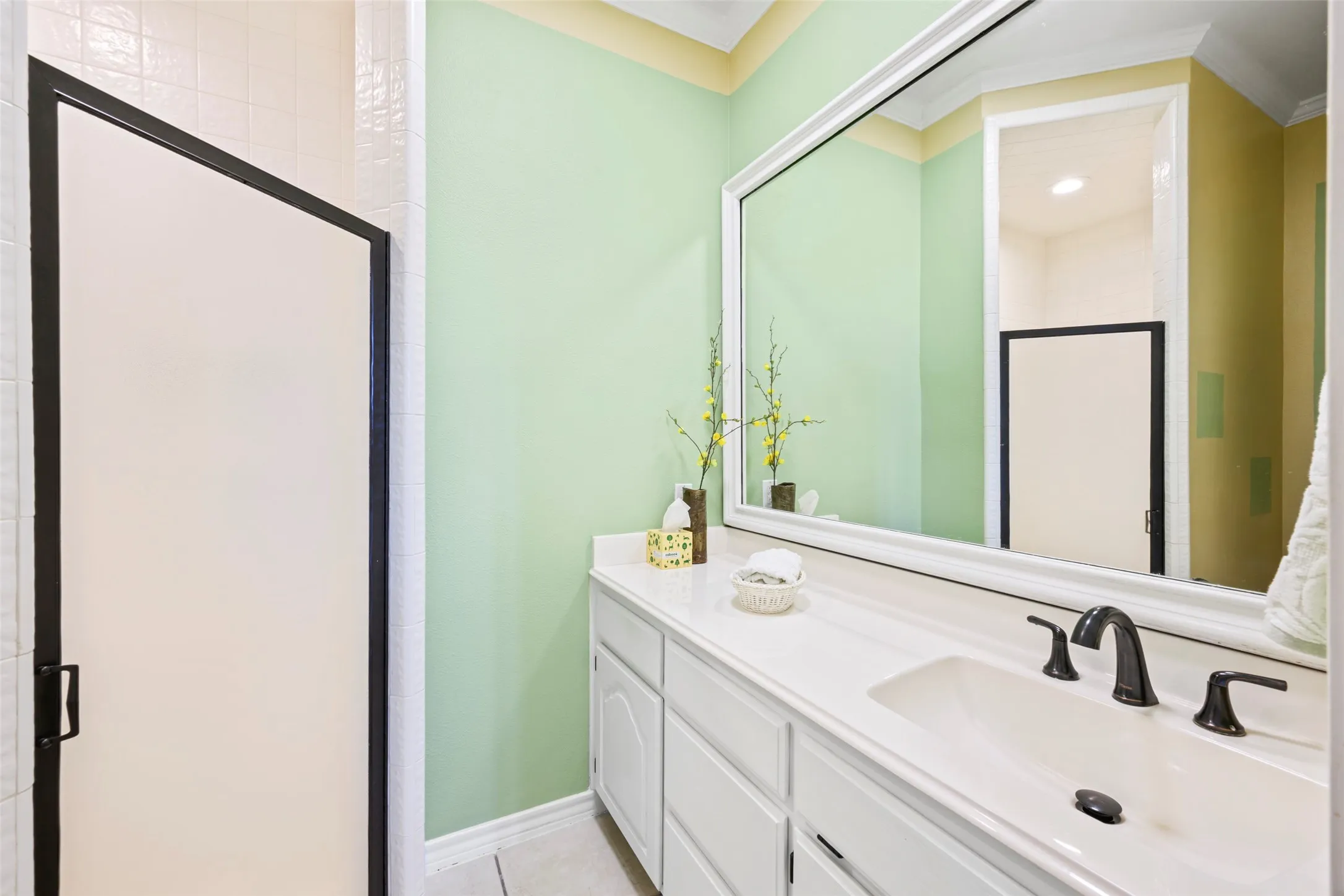 Single Family Residence For Sale in Tarrant County , 8404 Sunset Cove Drive, Fort Worth, Texas 76179, 3 Bedroom, 3 Bathroom, 2 Garage spaces, 2,732 Sqft, built in 1987, mls#21392757, Real Estate Agent in Fort Worth, Homes For Sale in Tarrant county, Homes For Sale in Fort Worth, Realtor in Fort Worth Texas, Real Estate Brokerage Independent Realty Texas, Luminita Cordes Realtor