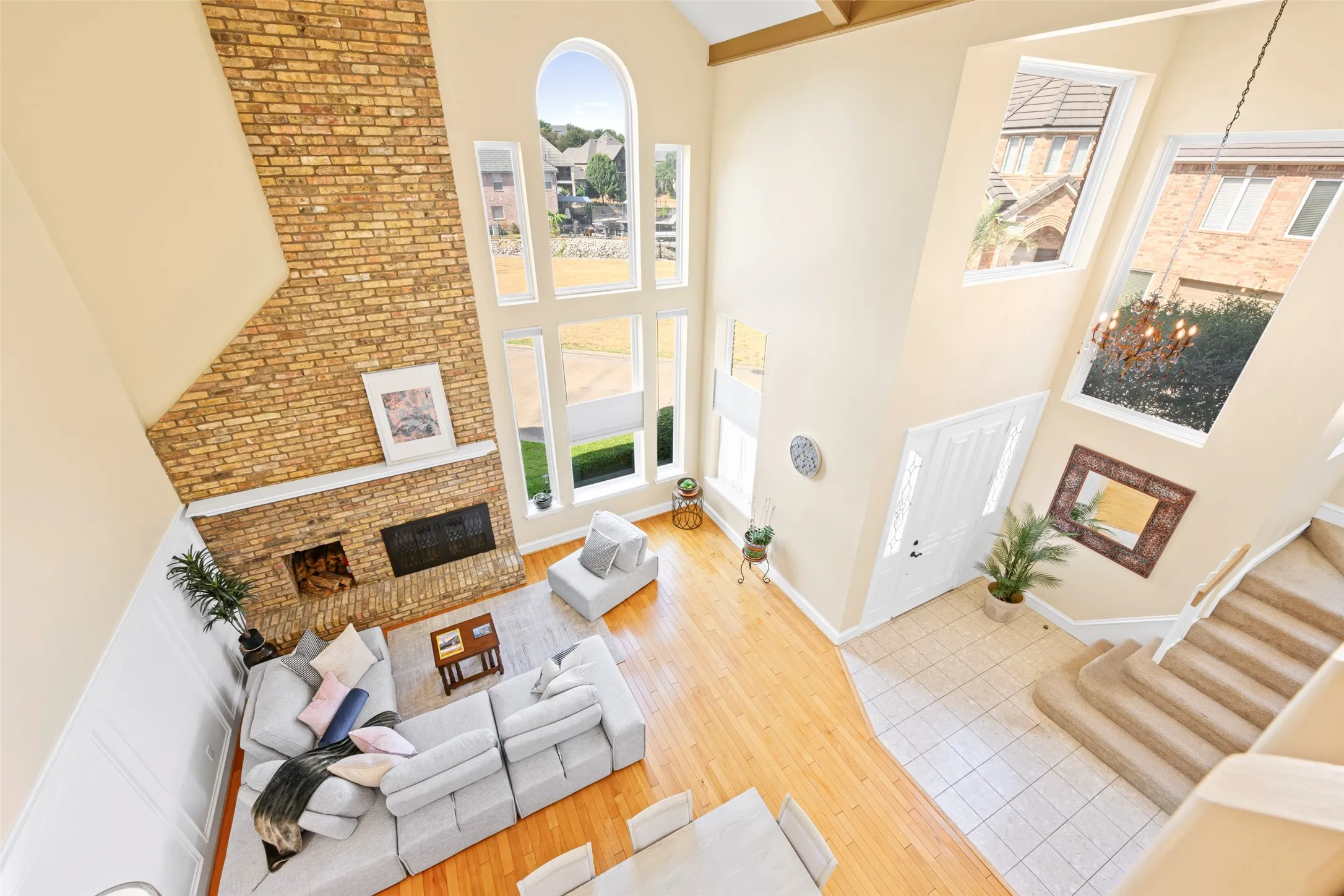Single Family Residence For Sale in Tarrant County , 8404 Sunset Cove Drive, Fort Worth, Texas 76179, 3 Bedroom, 3 Bathroom, 2 Garage spaces, 2,732 Sqft, built in 1987, mls#21392757, Real Estate Agent in Fort Worth, Homes For Sale in Tarrant county, Homes For Sale in Fort Worth, Realtor in Fort Worth Texas, Real Estate Brokerage Independent Realty Texas, Luminita Cordes Realtor