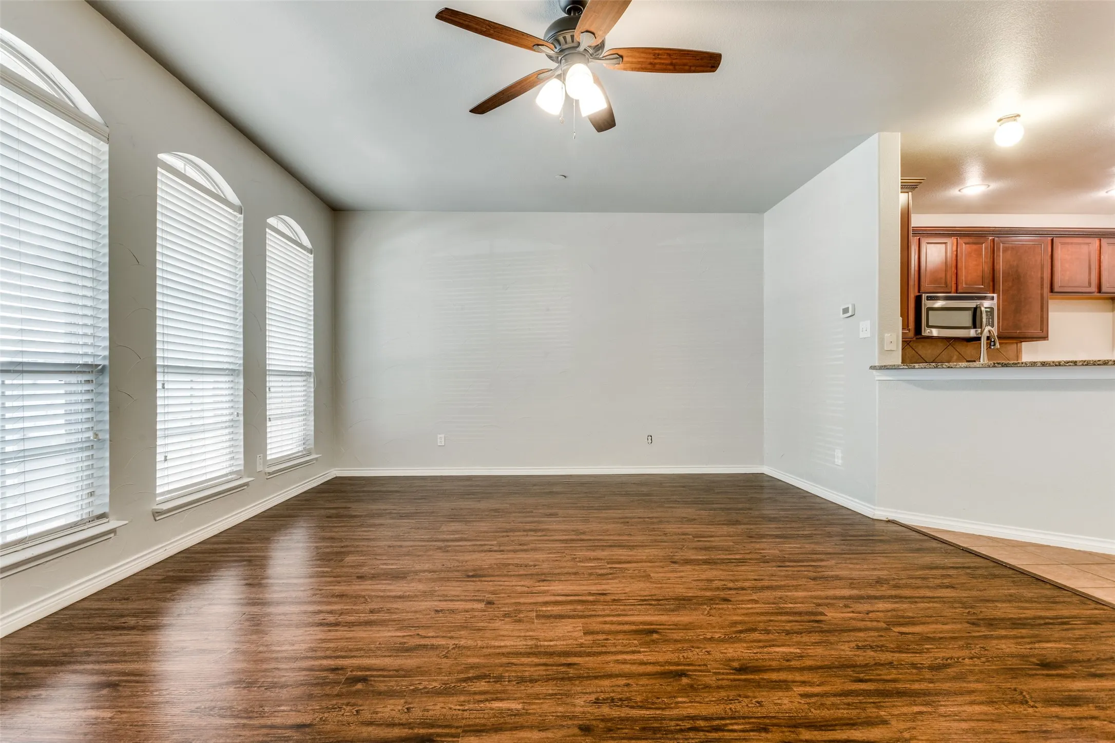 Townhouse For Rent in Collin County , 5662 Grosseto Drive, Frisco, Texas 75034, 2 Bedroom, 3 Bathroom, 2 Garage spaces, 1,670 Sqft, built in 2008, mls#21395184, Real Estate Agent in Frisco, Homes For Rent in Collin county, Homes For Rent in Frisco, Realtor in Frisco Texas, Real Estate Brokerage Independent Realty Texas, Luminita Cordes Realtor