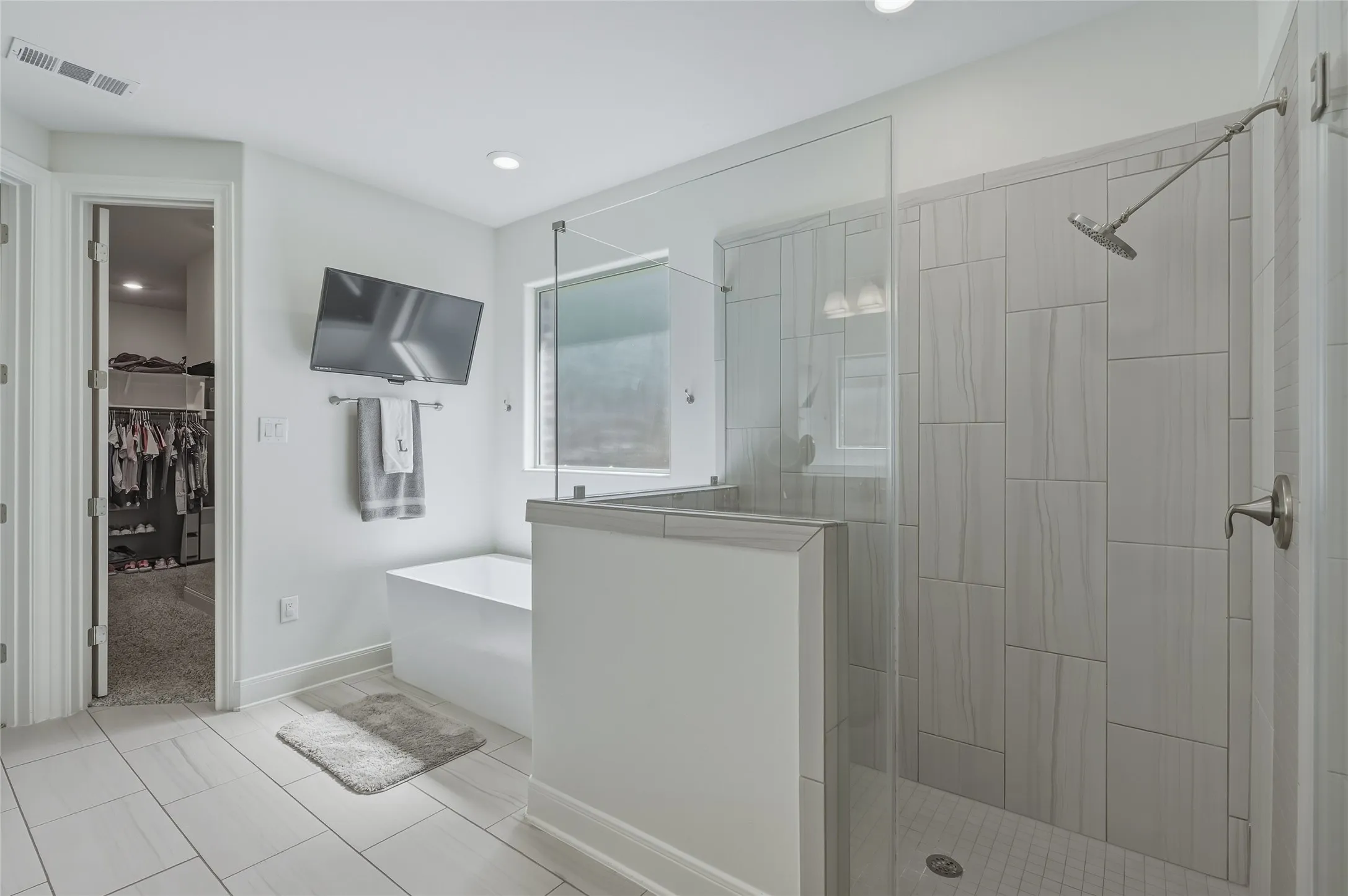 Single Family Residence For Sale in Denton County , 107 Willow Oak Drive, Krugerville, Texas 76227, 4 Bedroom, 4 Bathroom, 3 Garage spaces, 3,365 Sqft, built in 2020, mls#21394855, Real Estate Agent in Krugerville, Homes For Sale in Denton county, Homes For Sale in Krugerville, Realtor in Krugerville Texas, Real Estate Brokerage Independent Realty Texas, Luminita Cordes Realtor