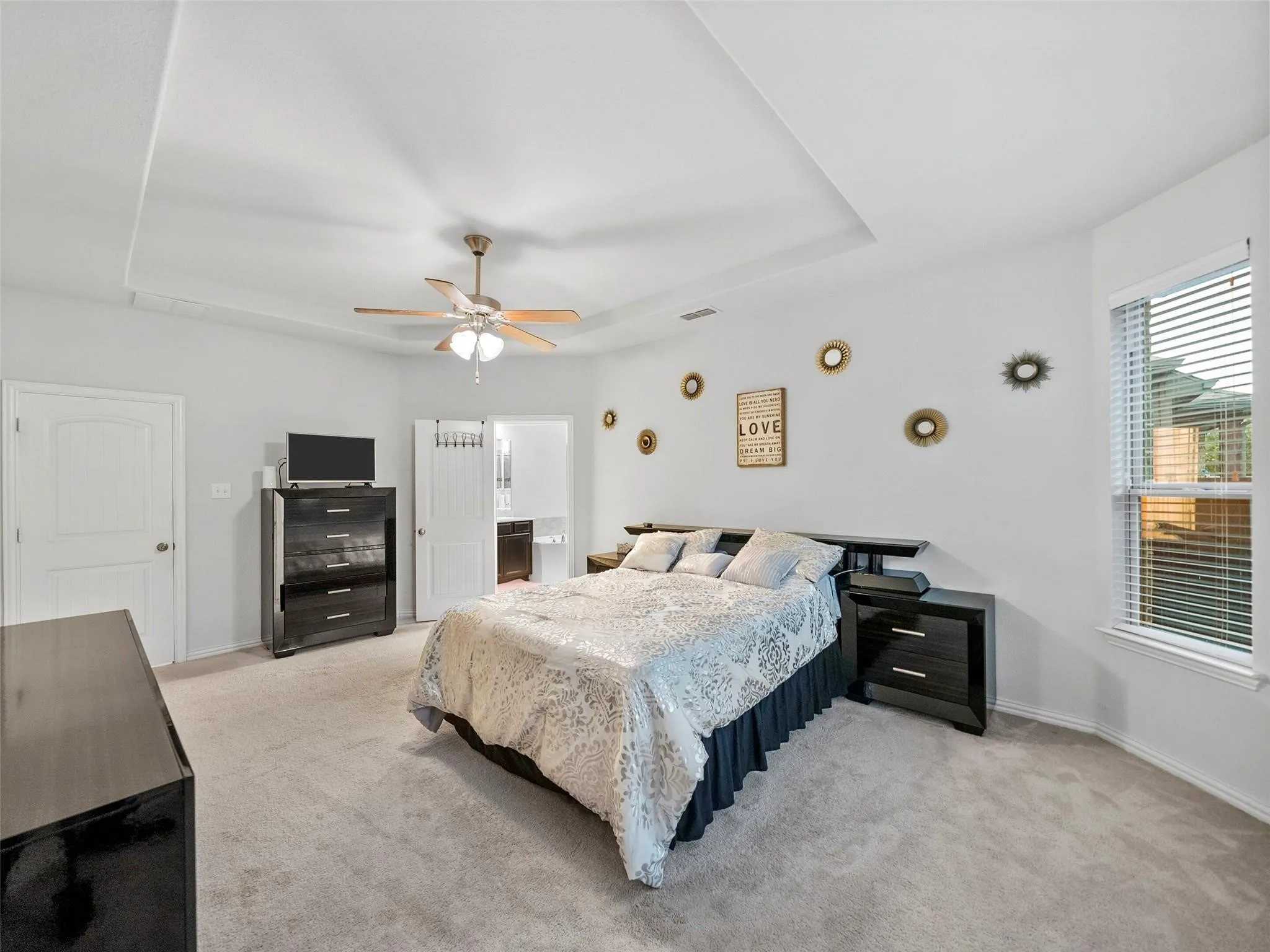 Single Family Residence For Rent in Collin County , 3017 Spring Creek Trail, Celina, Texas 75078, 3 Bedroom, 2 Bathroom, 2 Garage spaces, 1,916 Sqft, built in 2017, mls#21395194, Real Estate Agent in Celina, Homes For Rent in Collin county, Homes For Rent in Celina, Realtor in Celina Texas, Real Estate Brokerage Independent Realty Texas, Luminita Cordes Realtor