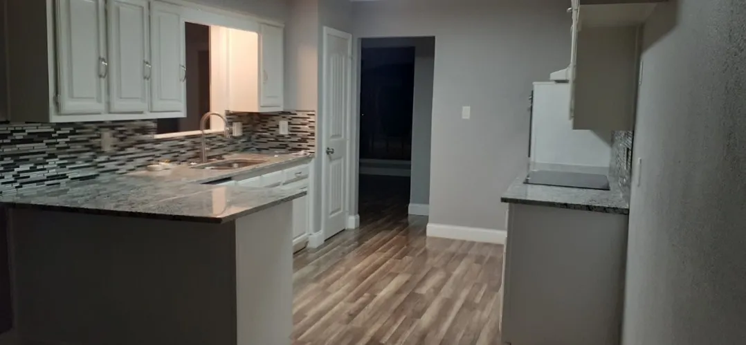 Single Family Residence For Rent in Dallas County , 2202 Greenbriar Court, Grand Prairie, Texas 75050, 4 Bedroom, 3 Bathroom, Garage spaces, 2,228 Sqft, built in 1979, mls#21395195, Real Estate Agent in Grand Prairie, Homes For Rent in Dallas county, Homes For Rent in Grand Prairie, Realtor in Grand Prairie Texas, Real Estate Brokerage Independent Realty Texas, Luminita Cordes Realtor