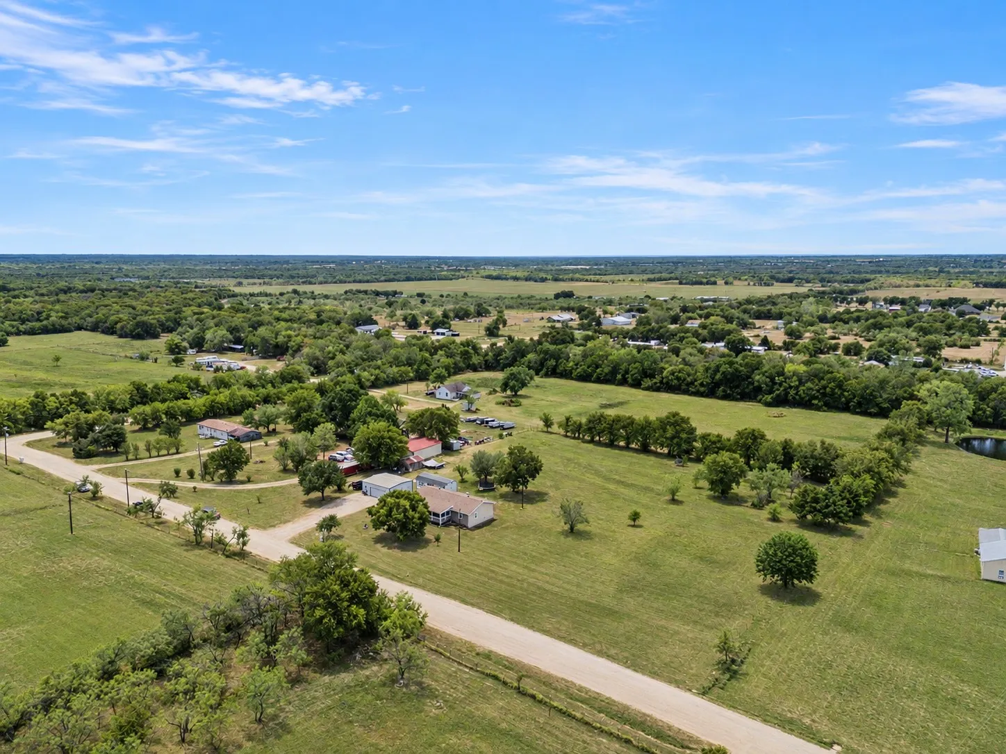 Single Family Residence For Sale in Hunt County , 4907 Duran Drive, Royse City, Texas 75189, 3 Bedroom, 2 Bathroom, 3 Garage spaces, 1,404 Sqft, built in 2001, mls#21394639, Real Estate Agent in Royse City, Homes For Sale in Hunt county, Homes For Sale in Royse City, Realtor in Royse City Texas, Real Estate Brokerage Independent Realty Texas, Luminita Cordes Realtor