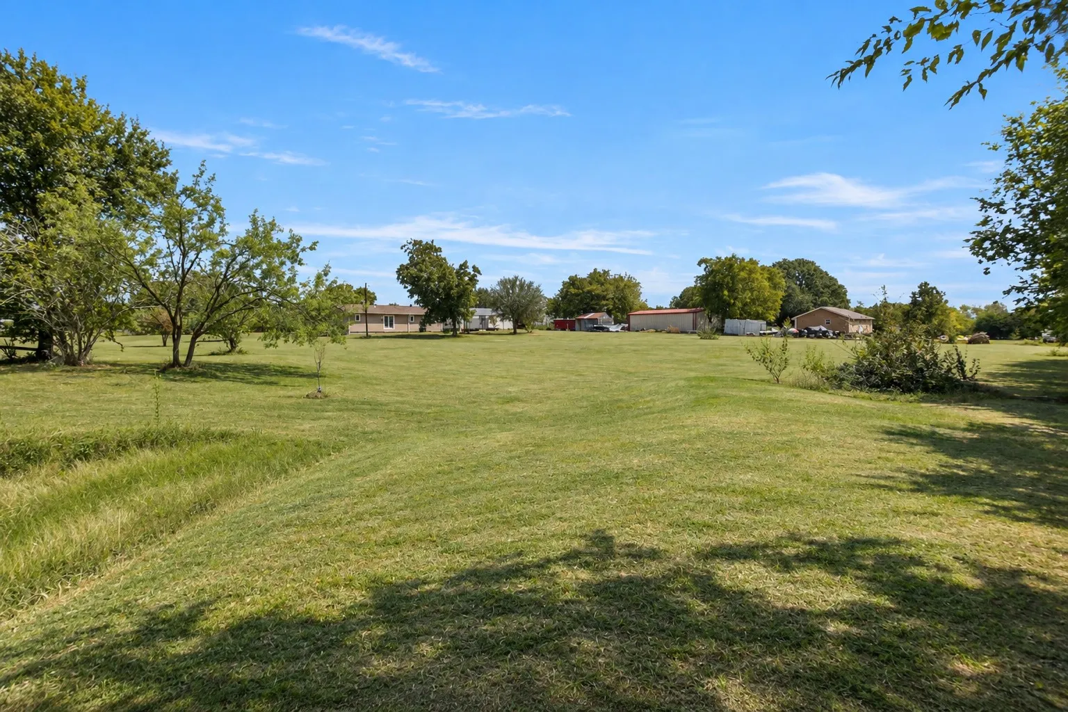 Single Family Residence For Sale in Hunt County , 4907 Duran Drive, Royse City, Texas 75189, 3 Bedroom, 2 Bathroom, 3 Garage spaces, 1,404 Sqft, built in 2001, mls#21394639, Real Estate Agent in Royse City, Homes For Sale in Hunt county, Homes For Sale in Royse City, Realtor in Royse City Texas, Real Estate Brokerage Independent Realty Texas, Luminita Cordes Realtor
