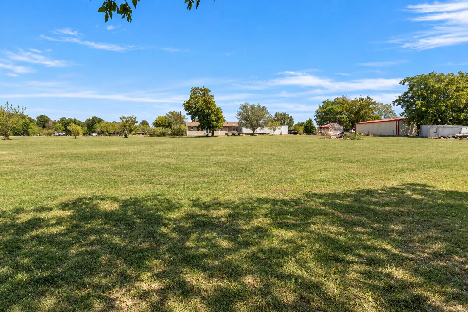 Single Family Residence For Sale in Hunt County , 4907 Duran Drive, Royse City, Texas 75189, 3 Bedroom, 2 Bathroom, 3 Garage spaces, 1,404 Sqft, built in 2001, mls#21394639, Real Estate Agent in Royse City, Homes For Sale in Hunt county, Homes For Sale in Royse City, Realtor in Royse City Texas, Real Estate Brokerage Independent Realty Texas, Luminita Cordes Realtor