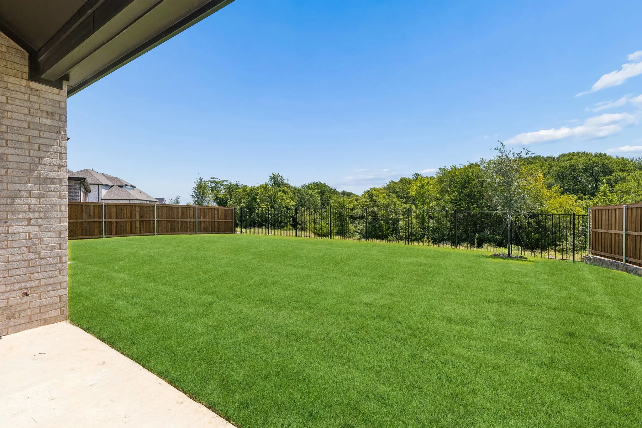Single Family Residence For Sale in Collin County , 2417 Silver Spring Court, Celina, Texas 75009, 4 Bedroom, 4 Bathroom, 2 Garage spaces, 3,544 Sqft, built in 2026, mls#21395176, Real Estate Agent in Celina, Homes For Sale in Collin county, Homes For Sale in Celina, Realtor in Celina Texas, Real Estate Brokerage Independent Realty Texas, Luminita Cordes Realtor