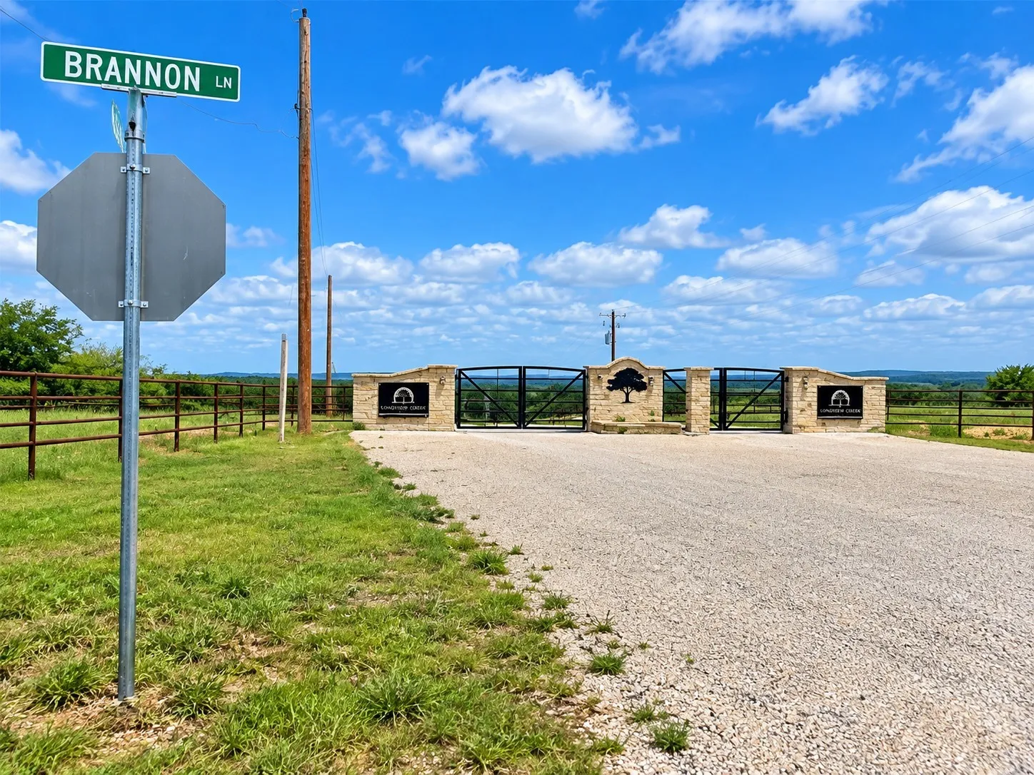 Entrance by Community Maiboxes