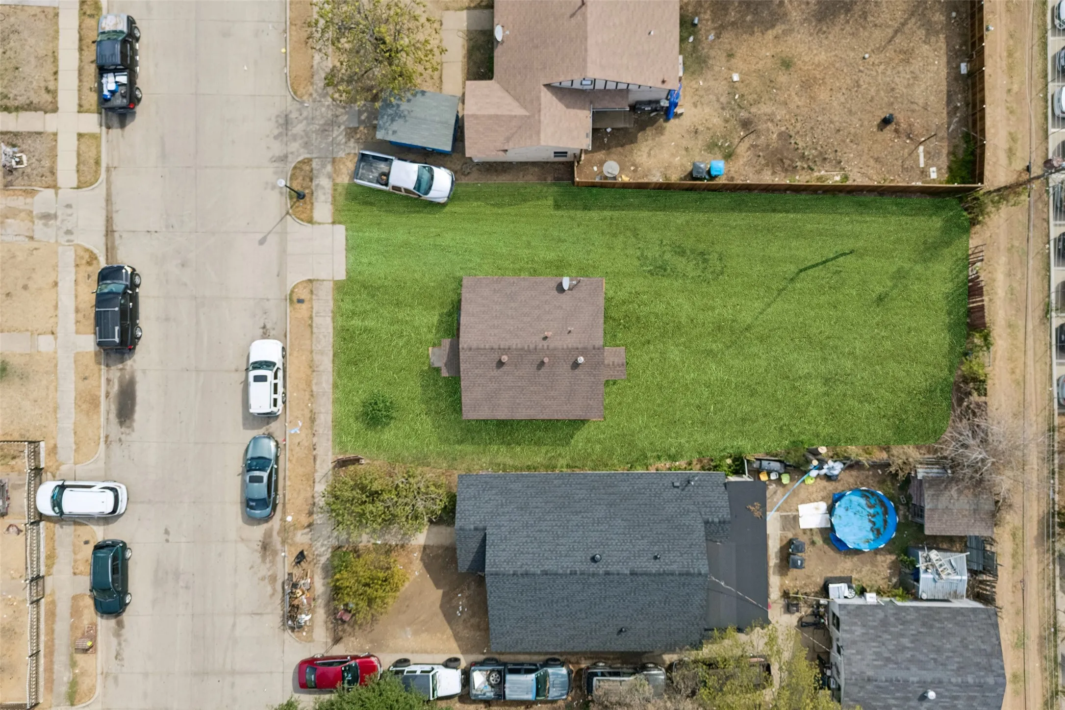 Single Family Residence For Sale in Tarrant County , 1224 E Morningside Drive, Fort Worth, Texas 76104, 1 Bedroom, 1 Bathroom, Garage spaces, 576 Sqft, built in 1947, mls#21394051, Real Estate Agent in Fort Worth, Homes For Sale in Tarrant county, Homes For Sale in Fort Worth, Realtor in Fort Worth Texas, Real Estate Brokerage Independent Realty Texas, Luminita Cordes Realtor