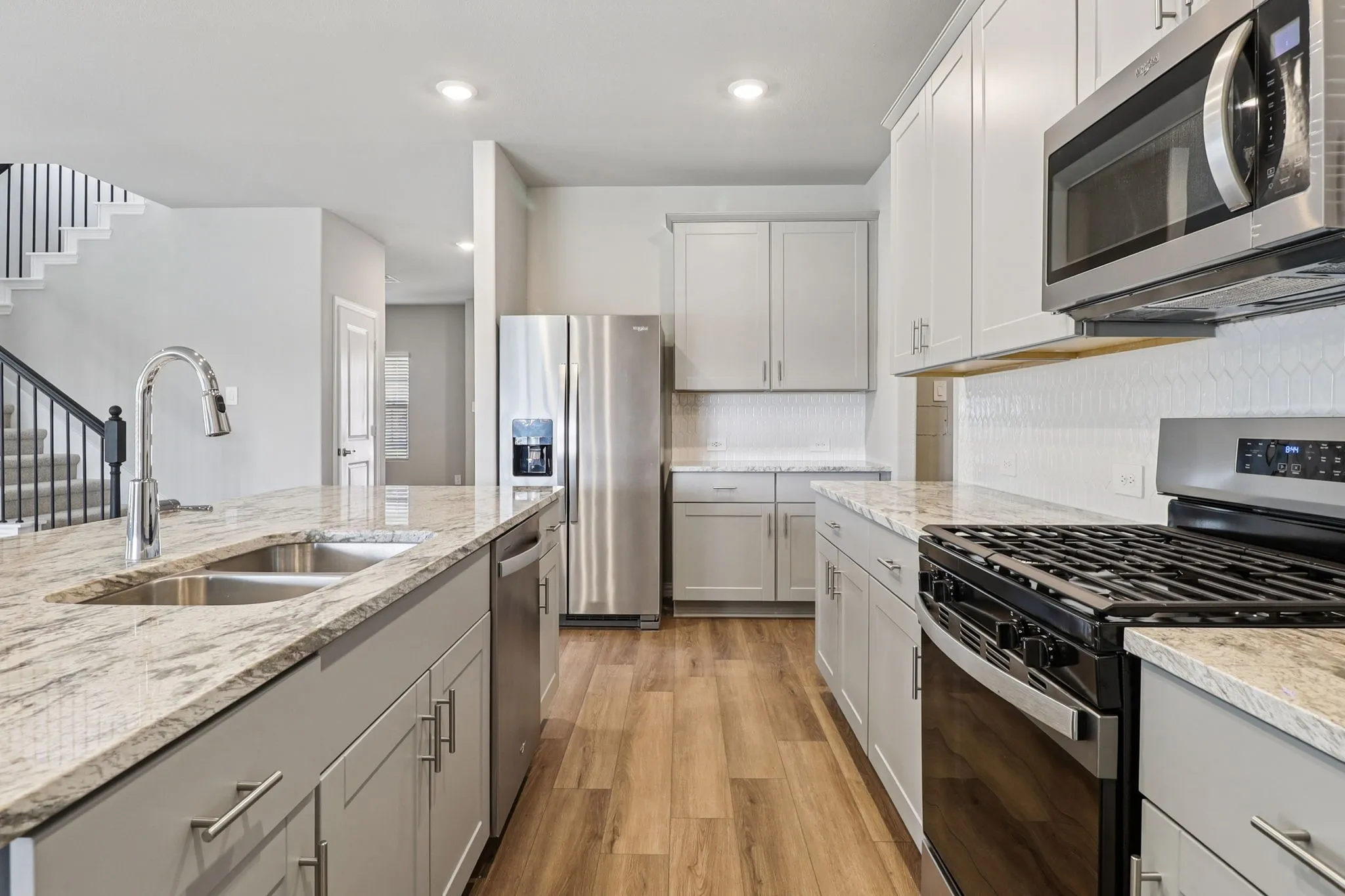  Photo is not of the actual home, but is an inspirational photo of builder’s model home and may depict options, furnishings, and/or decorator features that are not included.
