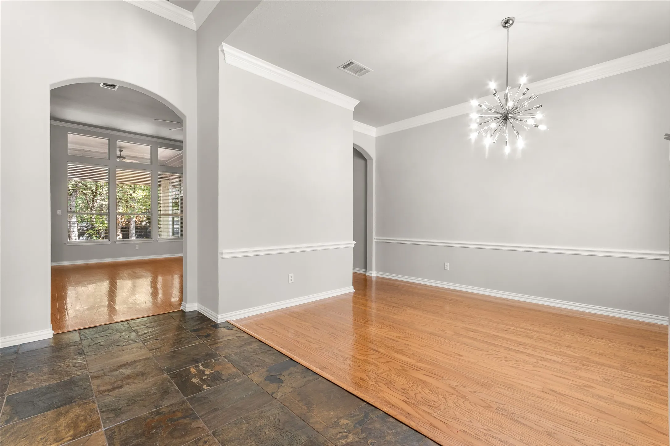 Single Family Residence For Rent in Tarrant County , 12416 Water Oak Drive, Fort Worth, Texas 76244, 4 Bedroom, 3 Bathroom, 3 Garage spaces, 2,846 Sqft, built in 2003, mls#21395208, Real Estate Agent in Fort Worth, Homes For Rent in Tarrant county, Homes For Rent in Fort Worth, Realtor in Fort Worth Texas, Real Estate Brokerage Independent Realty Texas, Luminita Cordes Realtor
