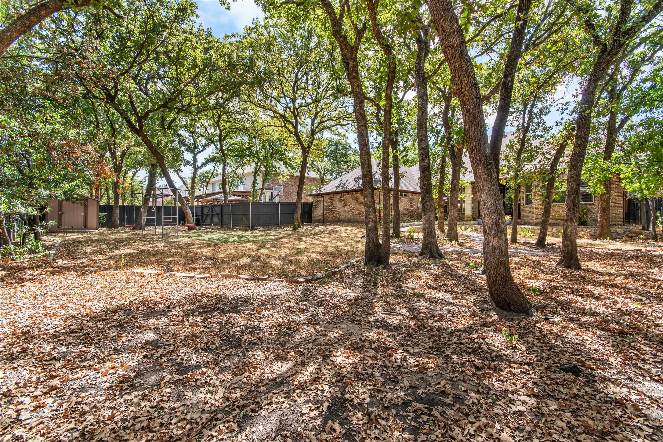 Single Family Residence For Rent in Tarrant County , 12416 Water Oak Drive, Fort Worth, Texas 76244, 4 Bedroom, 3 Bathroom, 3 Garage spaces, 2,846 Sqft, built in 2003, mls#21395208, Real Estate Agent in Fort Worth, Homes For Rent in Tarrant county, Homes For Rent in Fort Worth, Realtor in Fort Worth Texas, Real Estate Brokerage Independent Realty Texas, Luminita Cordes Realtor