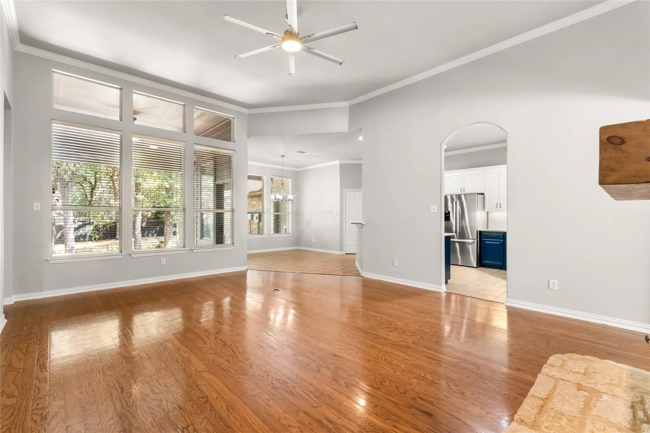 Single Family Residence For Rent in Tarrant County , 12416 Water Oak Drive, Fort Worth, Texas 76244, 4 Bedroom, 3 Bathroom, 3 Garage spaces, 2,846 Sqft, built in 2003, mls#21395208, Real Estate Agent in Fort Worth, Homes For Rent in Tarrant county, Homes For Rent in Fort Worth, Realtor in Fort Worth Texas, Real Estate Brokerage Independent Realty Texas, Luminita Cordes Realtor