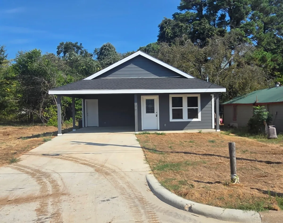 Single Family Residence For Rent in Henderson County , 506 Jonathan Street, Athens, Texas 75751, 3 Bedroom, 2 Bathroom, Garage spaces, 1,200 Sqft, built in 2026, mls#21395219, Real Estate Agent in Athens, Homes For Rent in Henderson county, Homes For Rent in Athens, Realtor in Athens Texas, Real Estate Brokerage Independent Realty Texas, Luminita Cordes Realtor