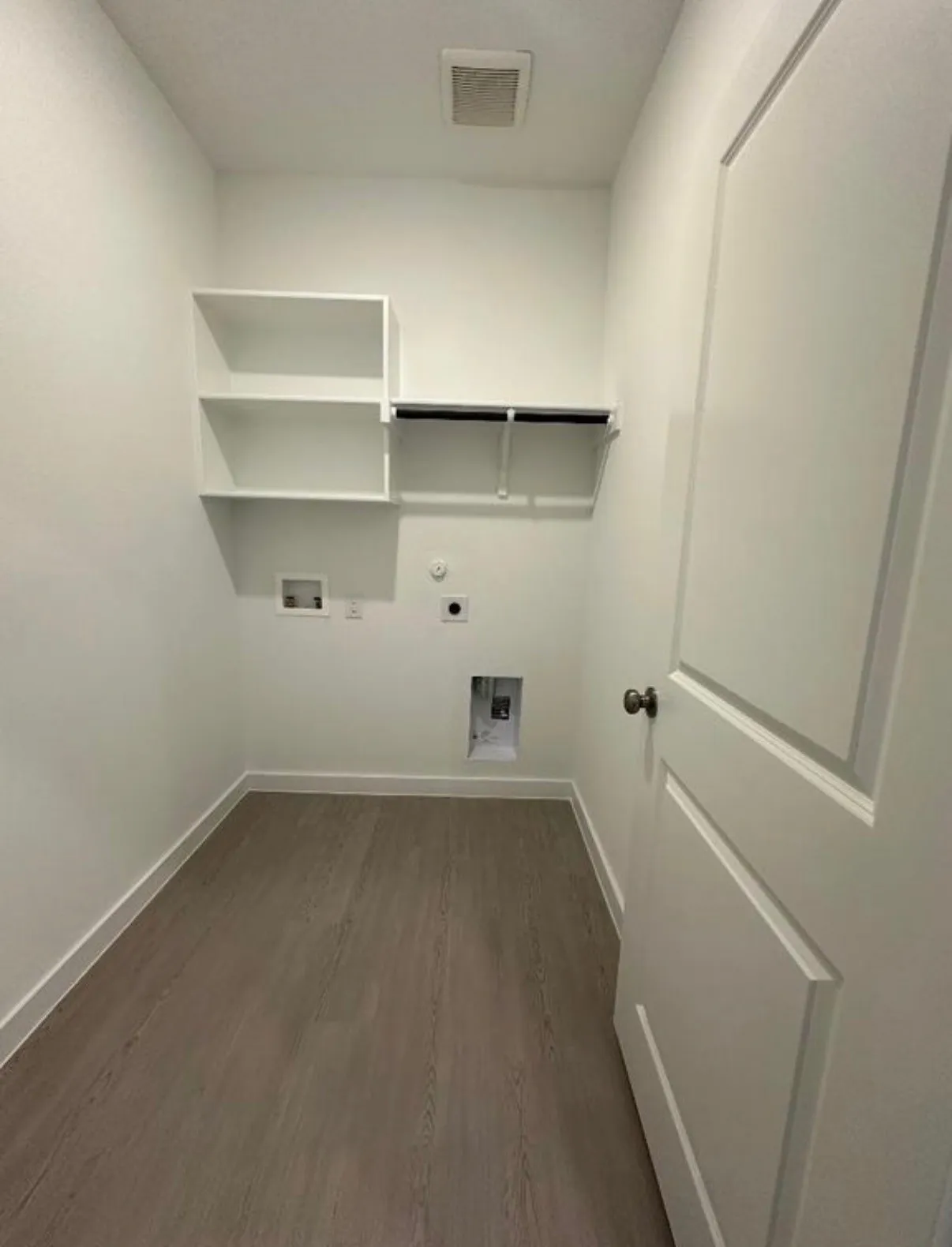 Single Family Residence For Rent in Denton County , 1316 Rockwell Drive, Little Elm, Texas 75068, 4 Bedroom, 2 Bathroom, 2 Garage spaces, 2,083 Sqft, built in 2024, mls#21395227, Real Estate Agent in Little Elm, Homes For Rent in Denton county, Homes For Rent in Little Elm, Realtor in Little Elm Texas, Real Estate Brokerage Independent Realty Texas, Luminita Cordes Realtor