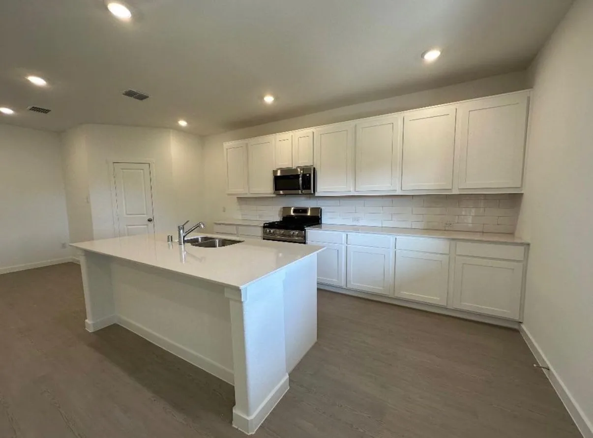 Single Family Residence For Rent in Denton County , 1316 Rockwell Drive, Little Elm, Texas 75068, 4 Bedroom, 2 Bathroom, 2 Garage spaces, 2,083 Sqft, built in 2024, mls#21395227, Real Estate Agent in Little Elm, Homes For Rent in Denton county, Homes For Rent in Little Elm, Realtor in Little Elm Texas, Real Estate Brokerage Independent Realty Texas, Luminita Cordes Realtor