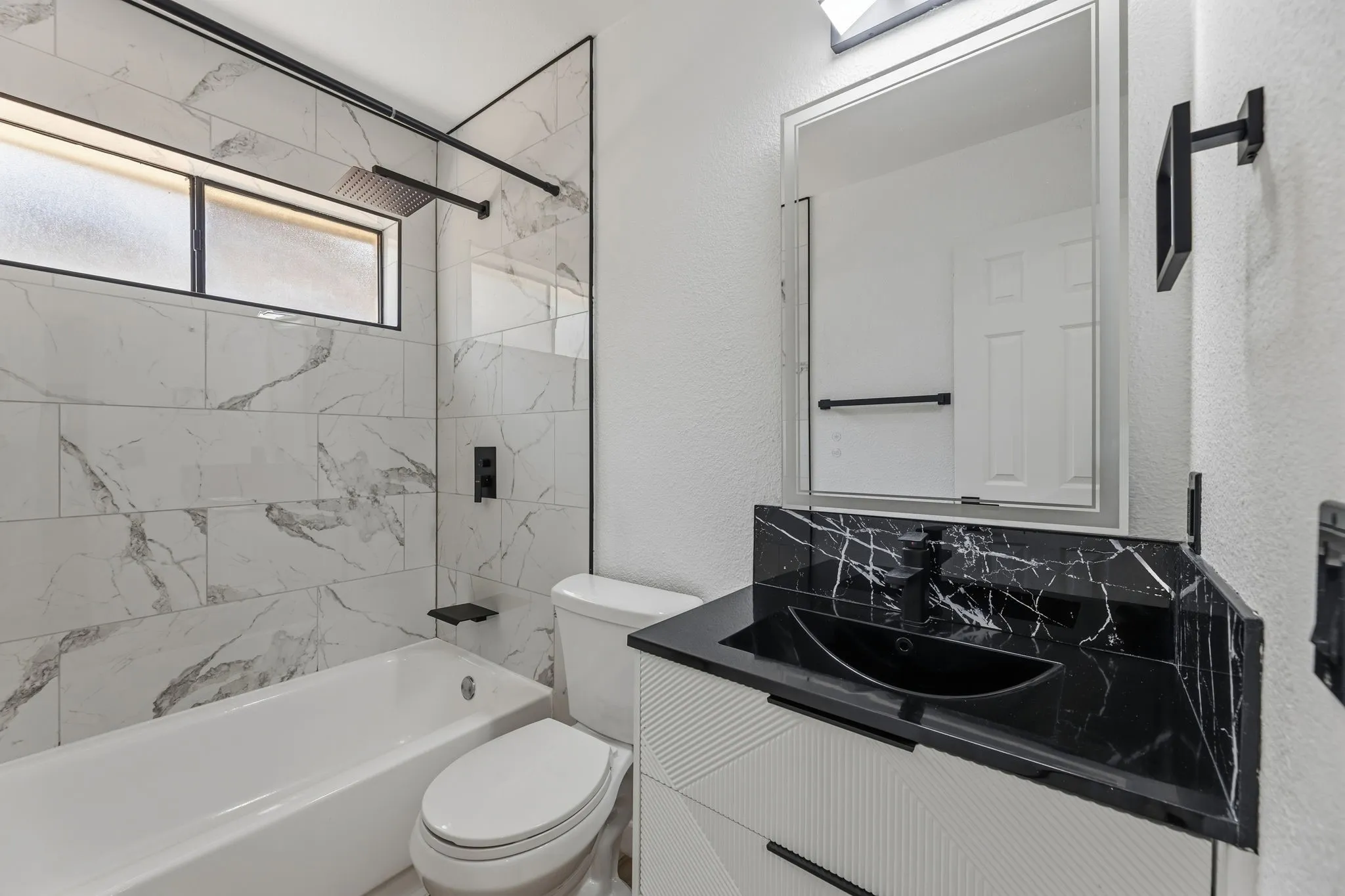 Single Family Residence For Sale in Tarrant County , 1820 Wickersham Drive, Arlington, Texas 76014, 4 Bedroom, 2 Bathroom, 2 Garage spaces, 1,750 Sqft, built in 1977, mls#21395216, Real Estate Agent in Arlington, Homes For Sale in Tarrant county, Homes For Sale in Arlington, Realtor in Arlington Texas, Real Estate Brokerage Independent Realty Texas, Luminita Cordes Realtor
