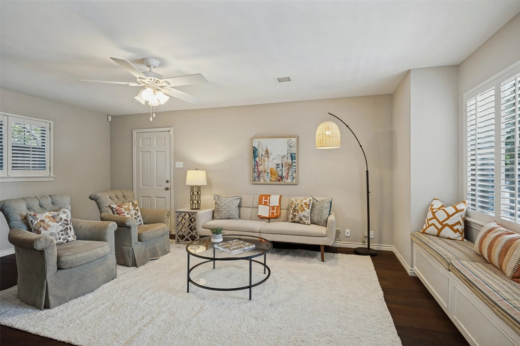 Single Family Residence For Sale in Dallas County , 7219 Stonetrail Drive, Dallas, Texas 75230, 5 Bedroom, 4 Bathroom, 2 Garage spaces, 3,379 Sqft, built in 1966, mls#21391779, Real Estate Agent in Dallas, Homes For Sale in Dallas county, Homes For Sale in Dallas, Realtor in Dallas Texas, Real Estate Brokerage Independent Realty Texas, Luminita Cordes Realtor