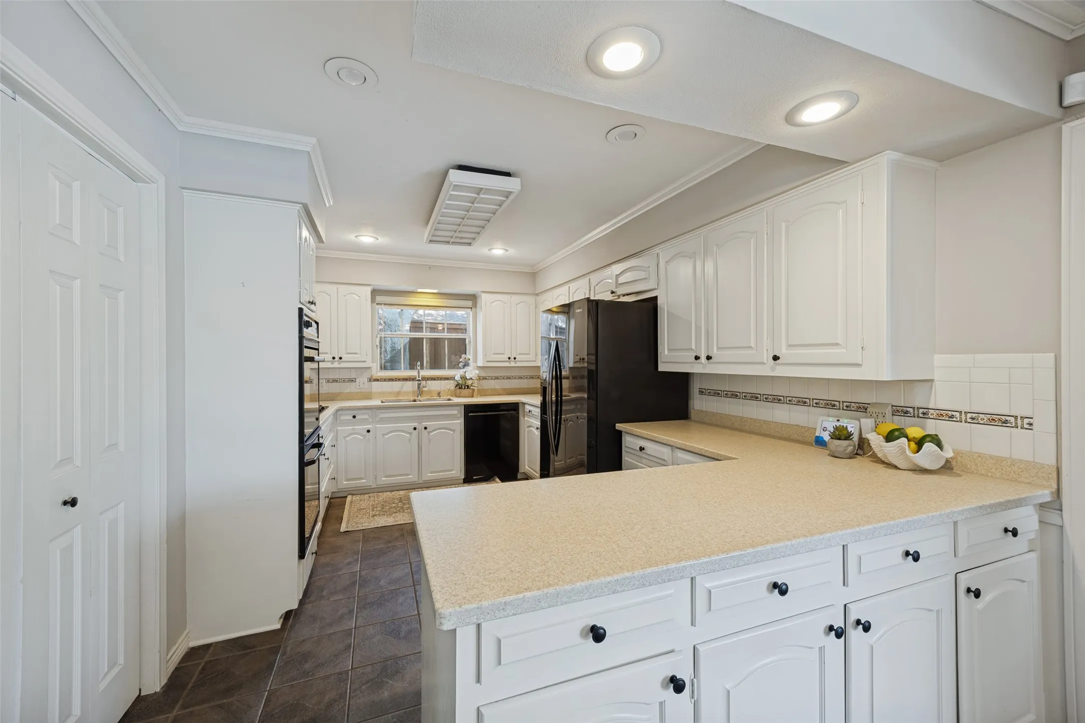 Single Family Residence For Sale in Dallas County , 7219 Stonetrail Drive, Dallas, Texas 75230, 5 Bedroom, 4 Bathroom, 2 Garage spaces, 3,379 Sqft, built in 1966, mls#21391779, Real Estate Agent in Dallas, Homes For Sale in Dallas county, Homes For Sale in Dallas, Realtor in Dallas Texas, Real Estate Brokerage Independent Realty Texas, Luminita Cordes Realtor