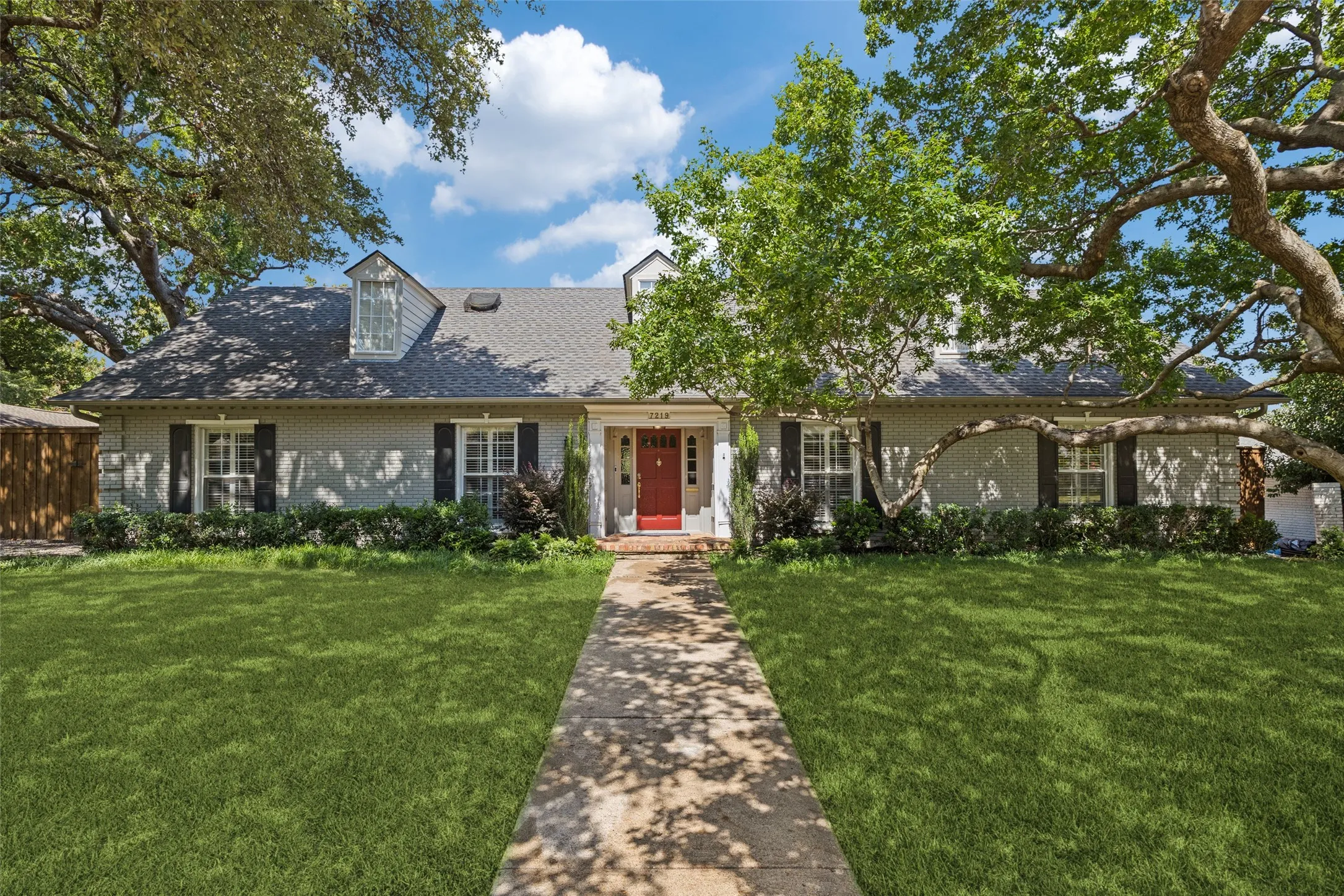 Single Family Residence For Sale