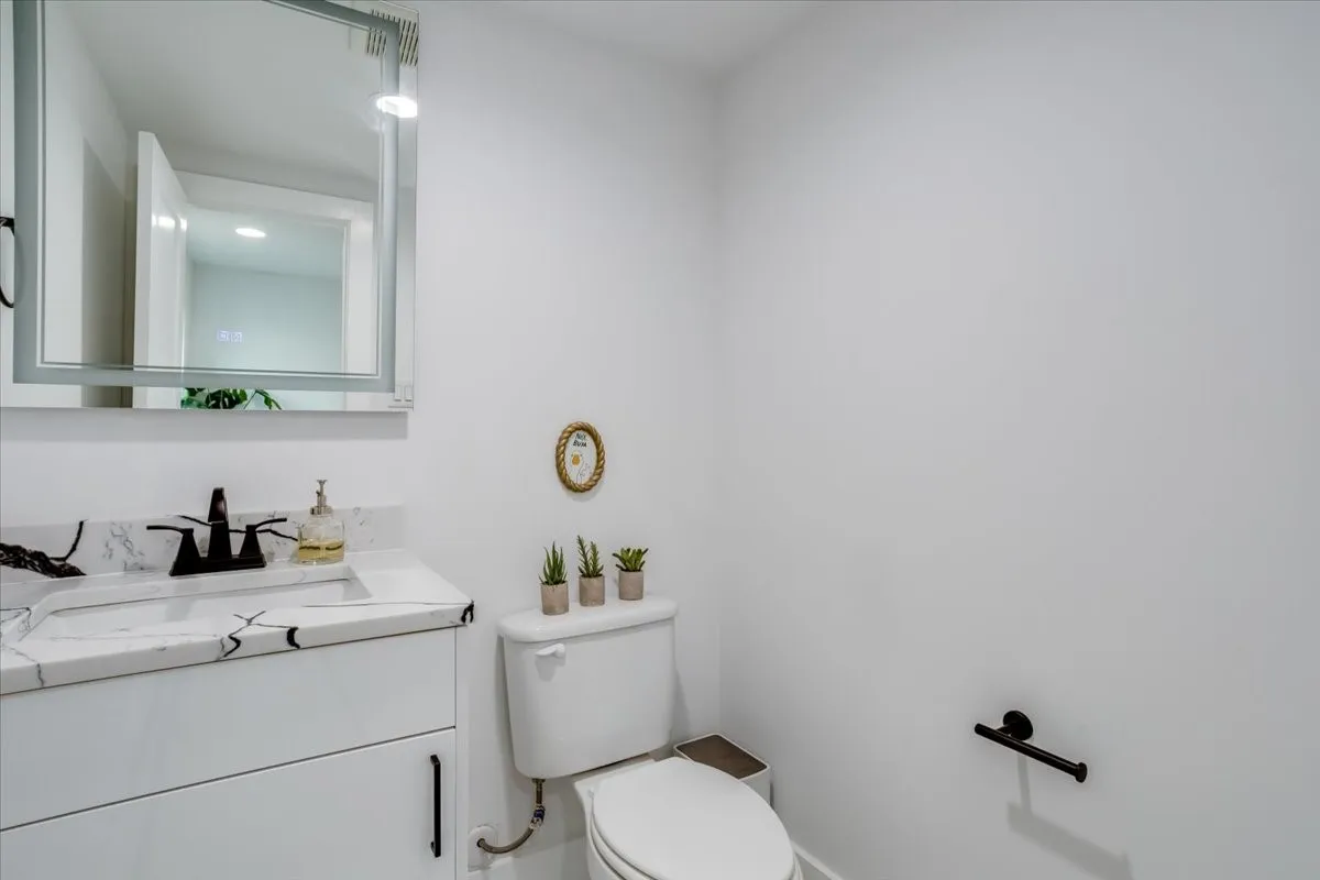 Condominium For Sale in Dallas County , 2038 N Prairie Avenue 104, Dallas, Texas 75204, 2 Bedroom, 3 Bathroom, 2 Garage spaces, 1,582 Sqft, built in 2021, mls#21387258, Real Estate Agent in Dallas, Homes For Sale in Dallas county, Homes For Sale in Dallas, Realtor in Dallas Texas, Real Estate Brokerage Independent Realty Texas, Luminita Cordes Realtor