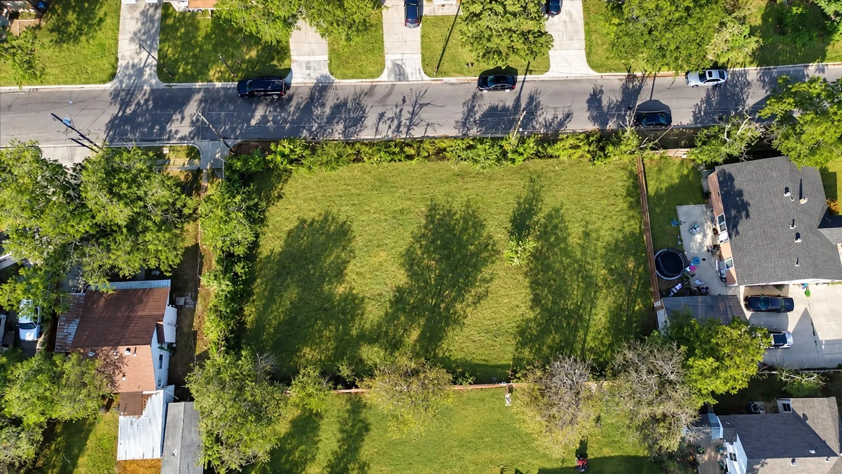 Unimproved Land For Sale in Tarrant County , 825 House Street, Fort Worth, Texas 76103, 0, 0, Garage spaces, 0 Sqft, built in 0, mls#21394818, Real Estate Agent in Fort Worth, Homes For Sale in Tarrant county, Homes For Sale in Fort Worth, Realtor in Fort Worth Texas, Real Estate Brokerage Independent Realty Texas, Luminita Cordes Realtor