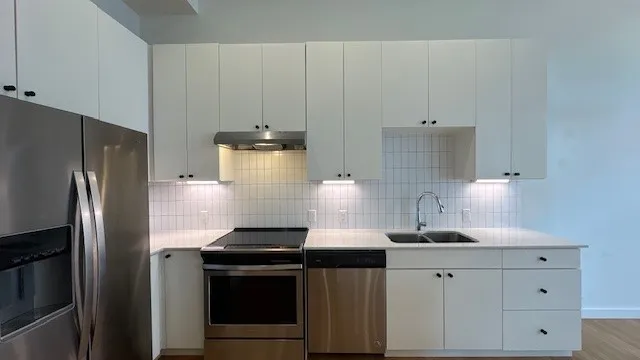 Townhouse For Rent in Tarrant County , 444 W Morphy Street, Fort Worth, Texas 76104, 3 Bedroom, 3 Bathroom, 1 Garage spaces, 1,966 Sqft, built in 2020, mls#21395245, Real Estate Agent in Fort Worth, Homes For Rent in Tarrant county, Homes For Rent in Fort Worth, Realtor in Fort Worth Texas, Real Estate Brokerage Independent Realty Texas, Luminita Cordes Realtor